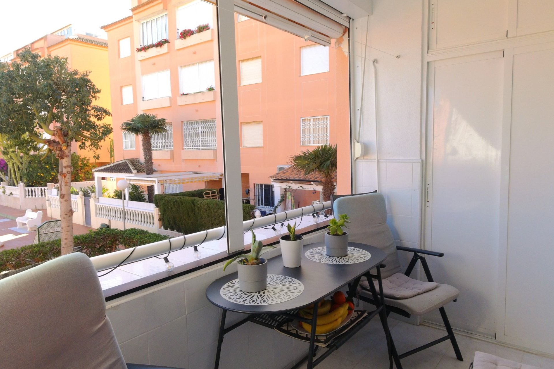 Resale - Apartment / flat -
Torrevieja - Torreblanca