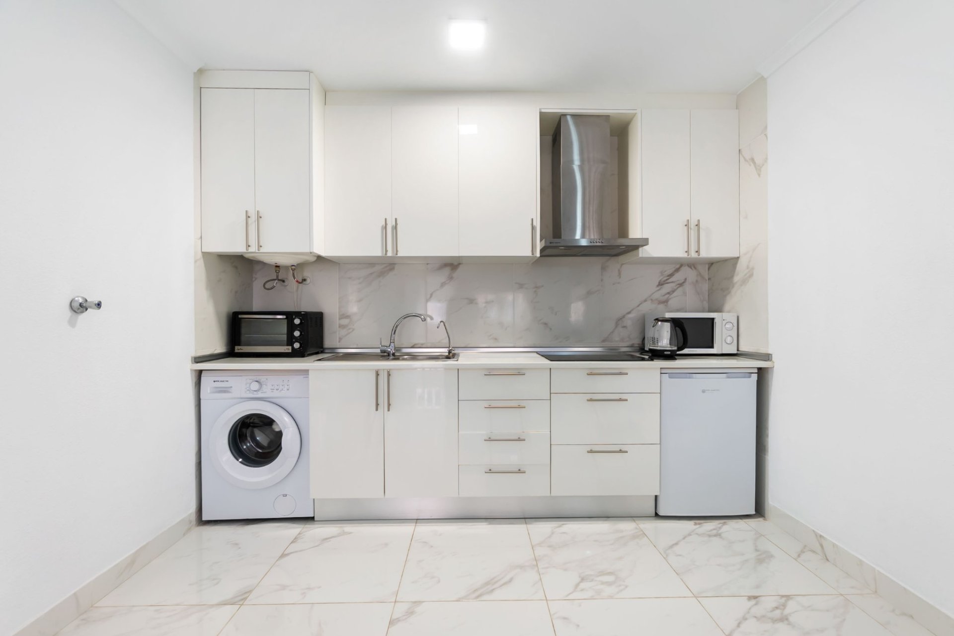 Resale - Apartment / flat -
Torrevieja - Torrevieja - Centre