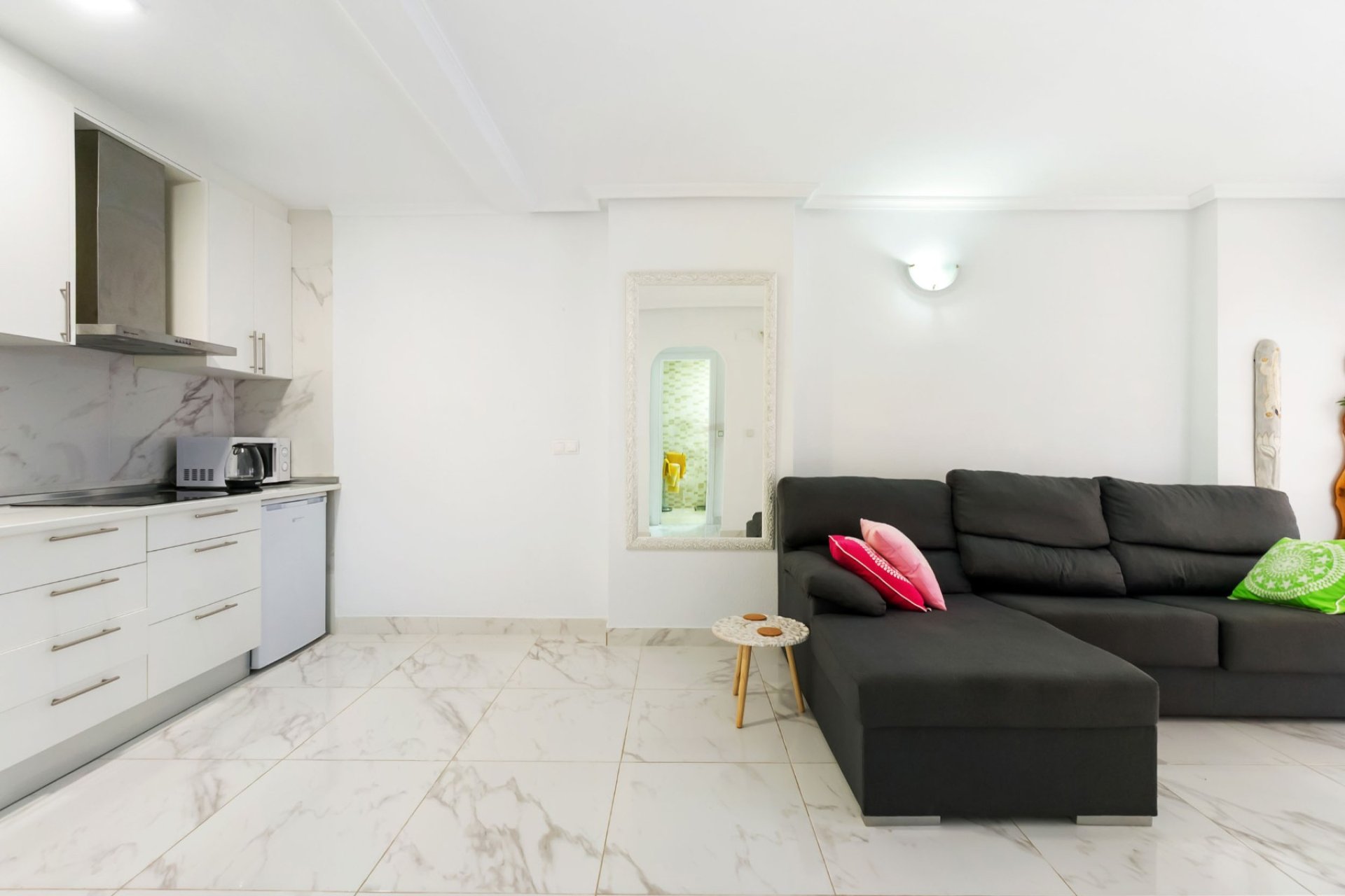 Resale - Apartment / flat -
Torrevieja - Torrevieja - Centre