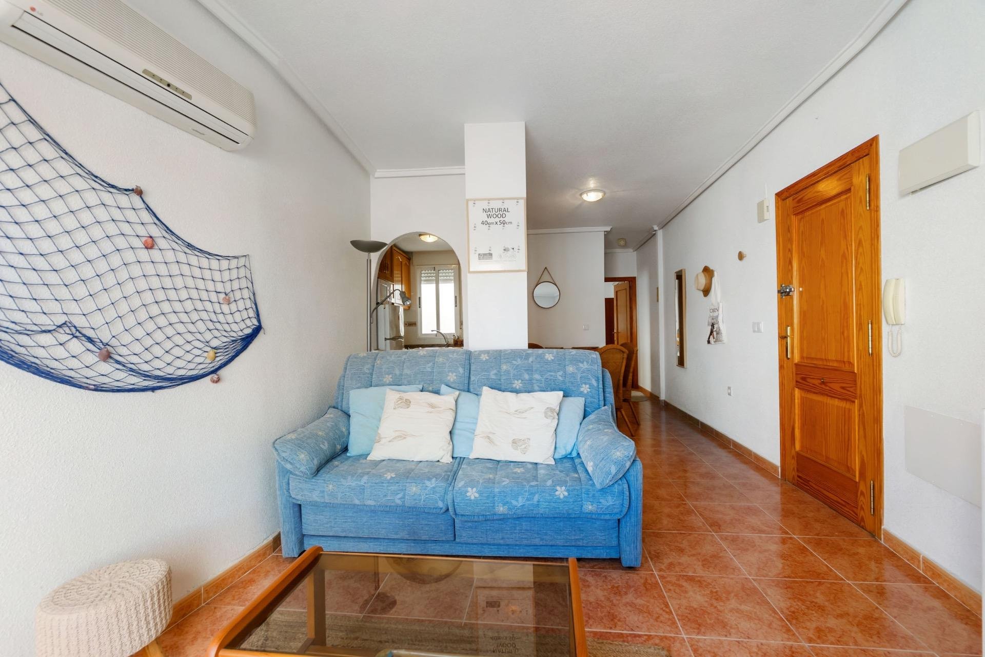 Resale - Apartment / flat -
Torrevieja - Torrevieja - Centre