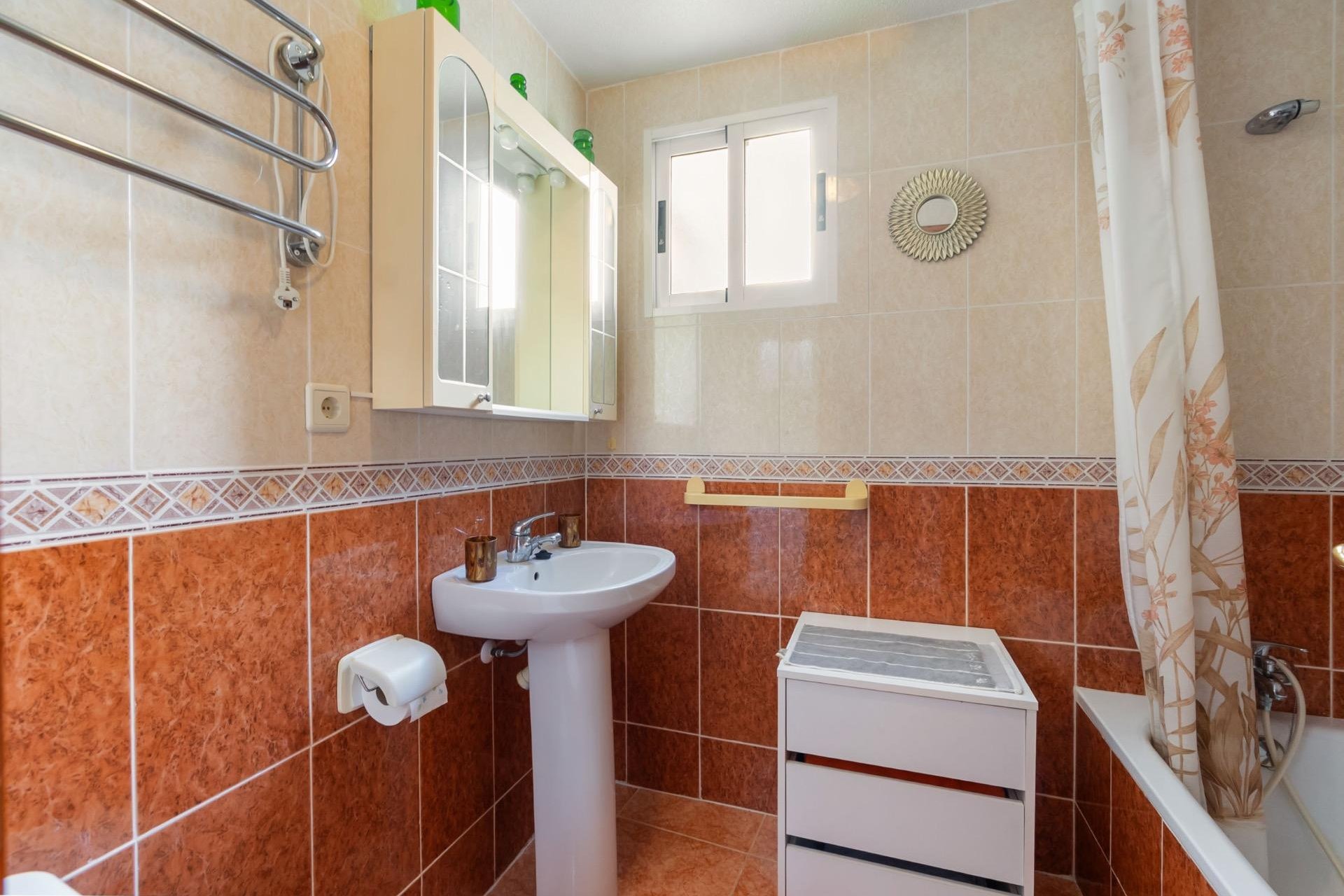Resale - Apartment / flat -
Torrevieja - Torrevieja - Centre