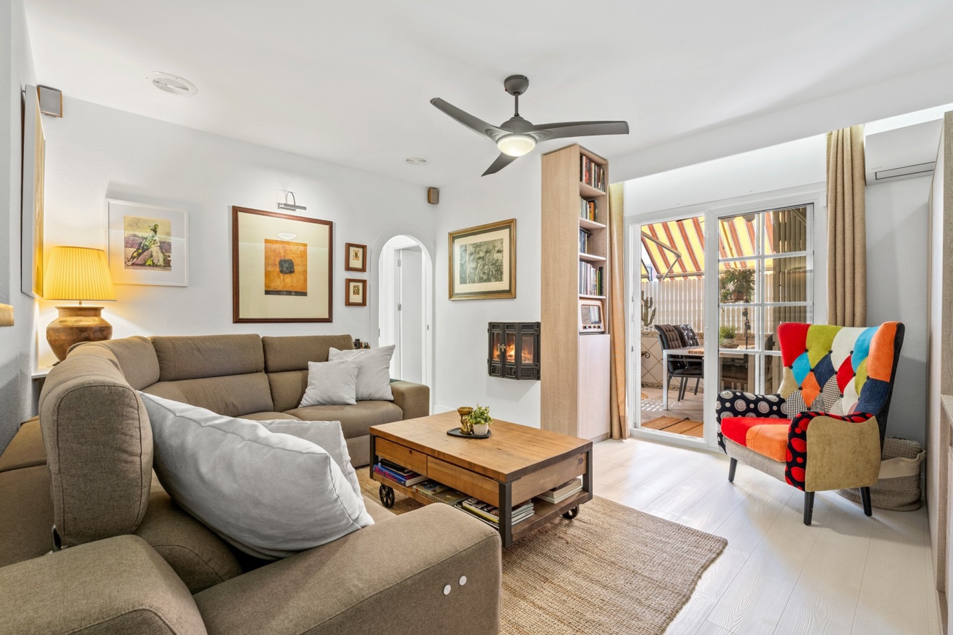 Resale - Apartment / flat -
Torrevieja - Torrevieja - Centre