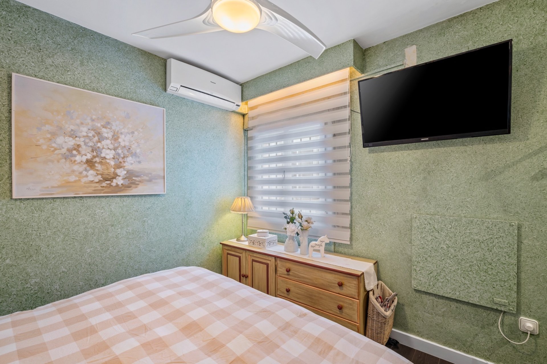 Resale - Apartment / flat -
Torrevieja - Torrevieja - Centre