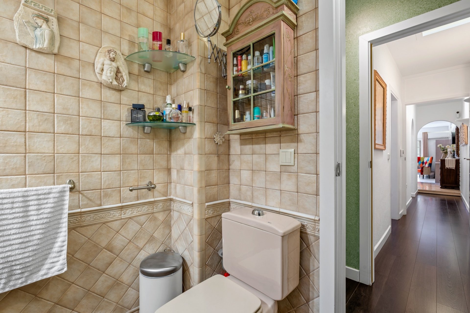 Resale - Apartment / flat -
Torrevieja - Torrevieja - Centre