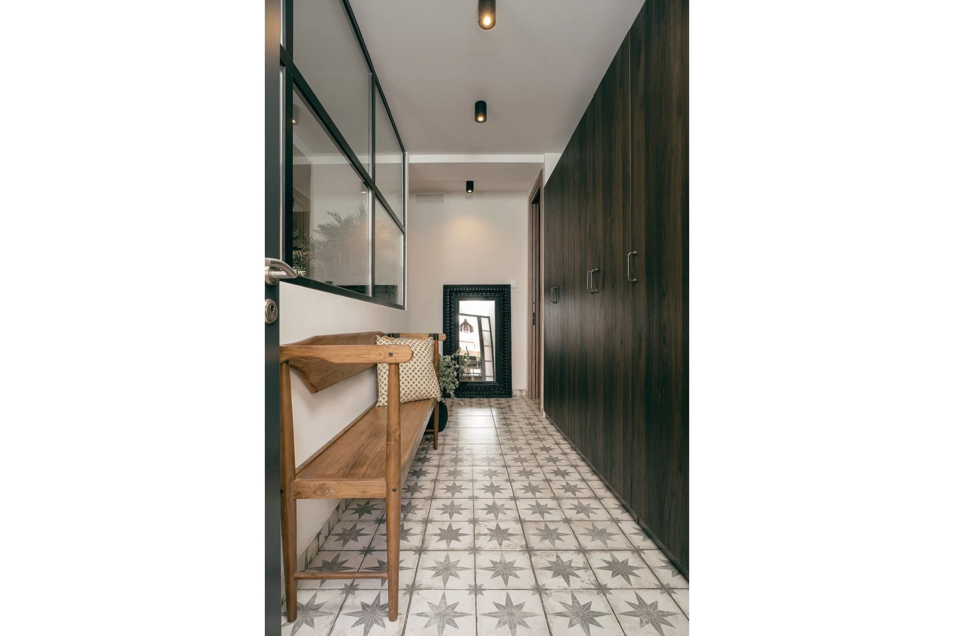 Resale - Apartment / flat -
Torrevieja - Torrevieja - Centre