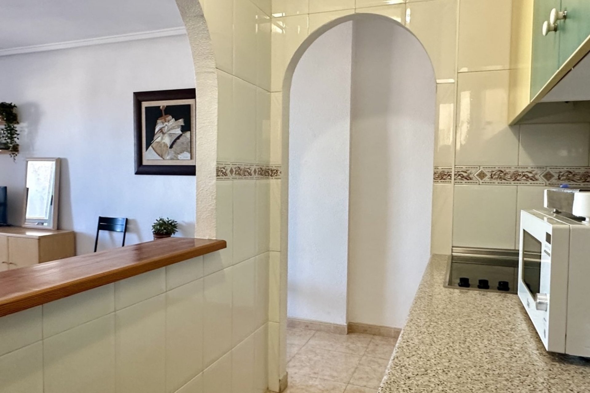 Resale - Apartment / flat -
Torrevieja - Torrevieja - Centre