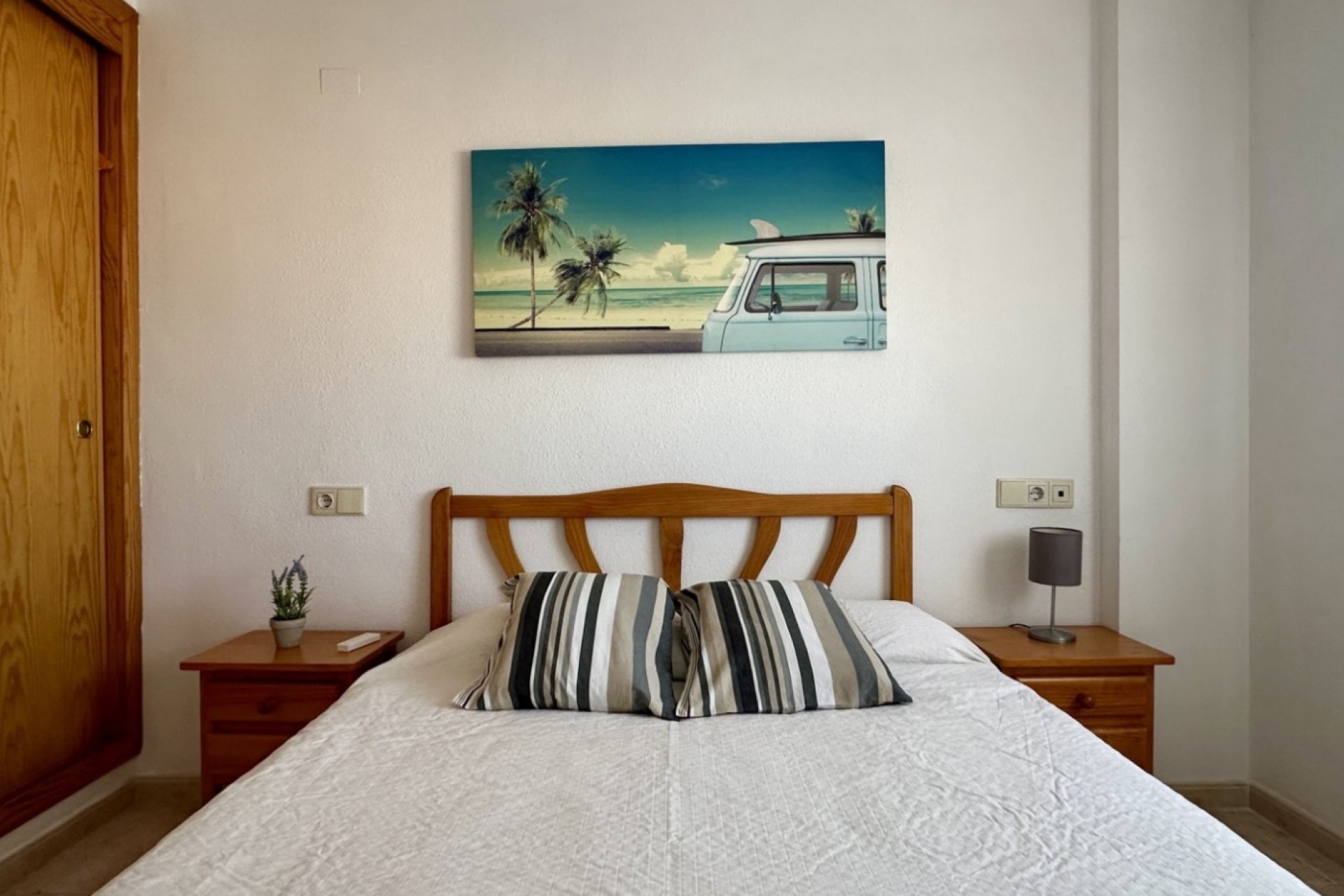 Resale - Apartment / flat -
Torrevieja - Torrevieja - Centre