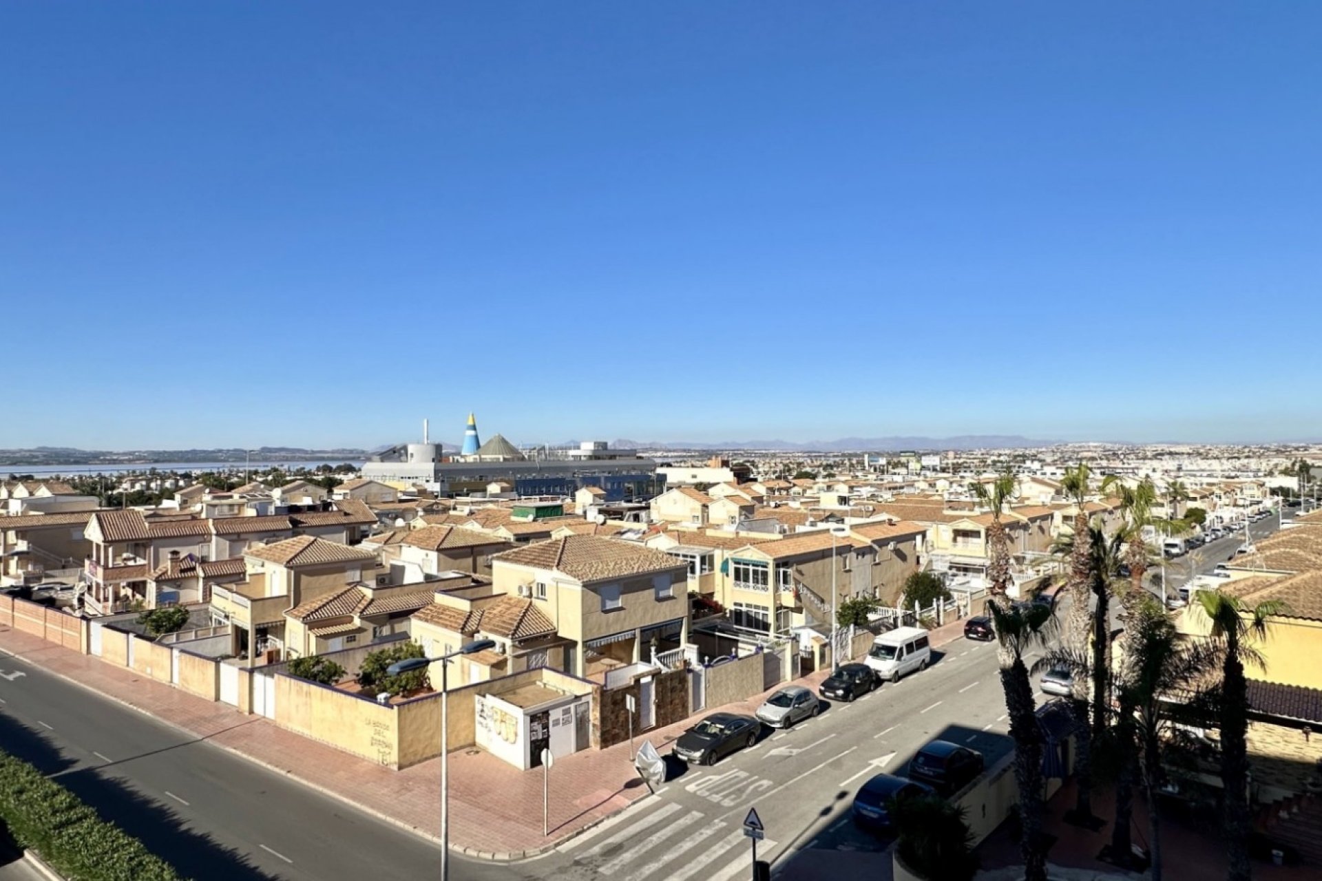 Resale - Apartment / flat -
Torrevieja - Torrevieja - Centre