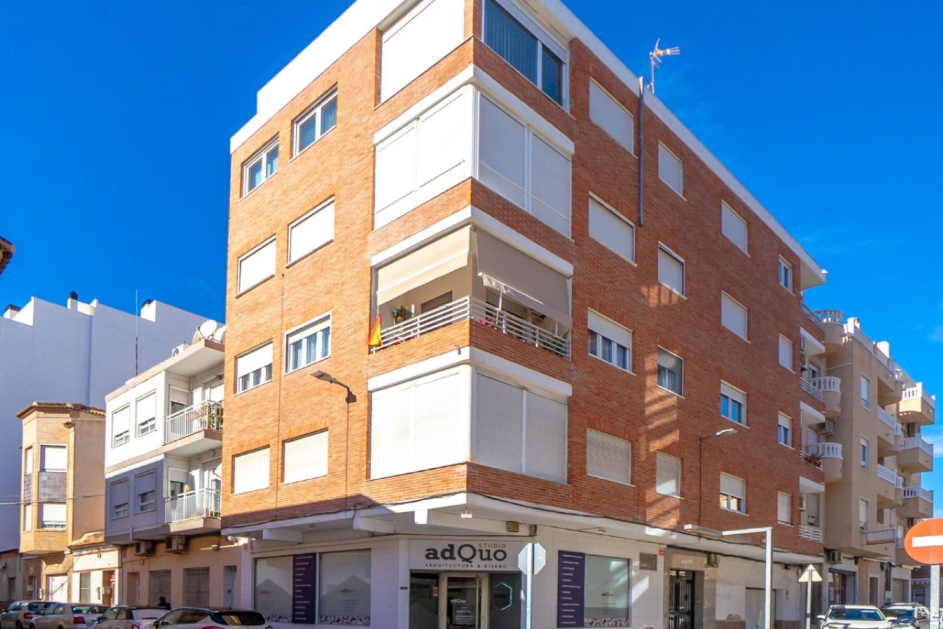 Resale - Apartment / flat -
Torrevieja - Torrevieja - Centre