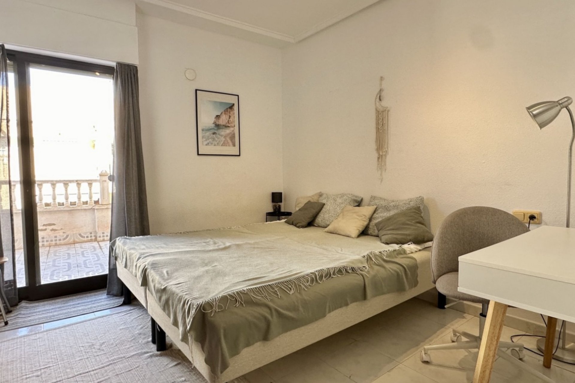 Resale - Apartment / flat -
Torrevieja - Torrevieja - Centre