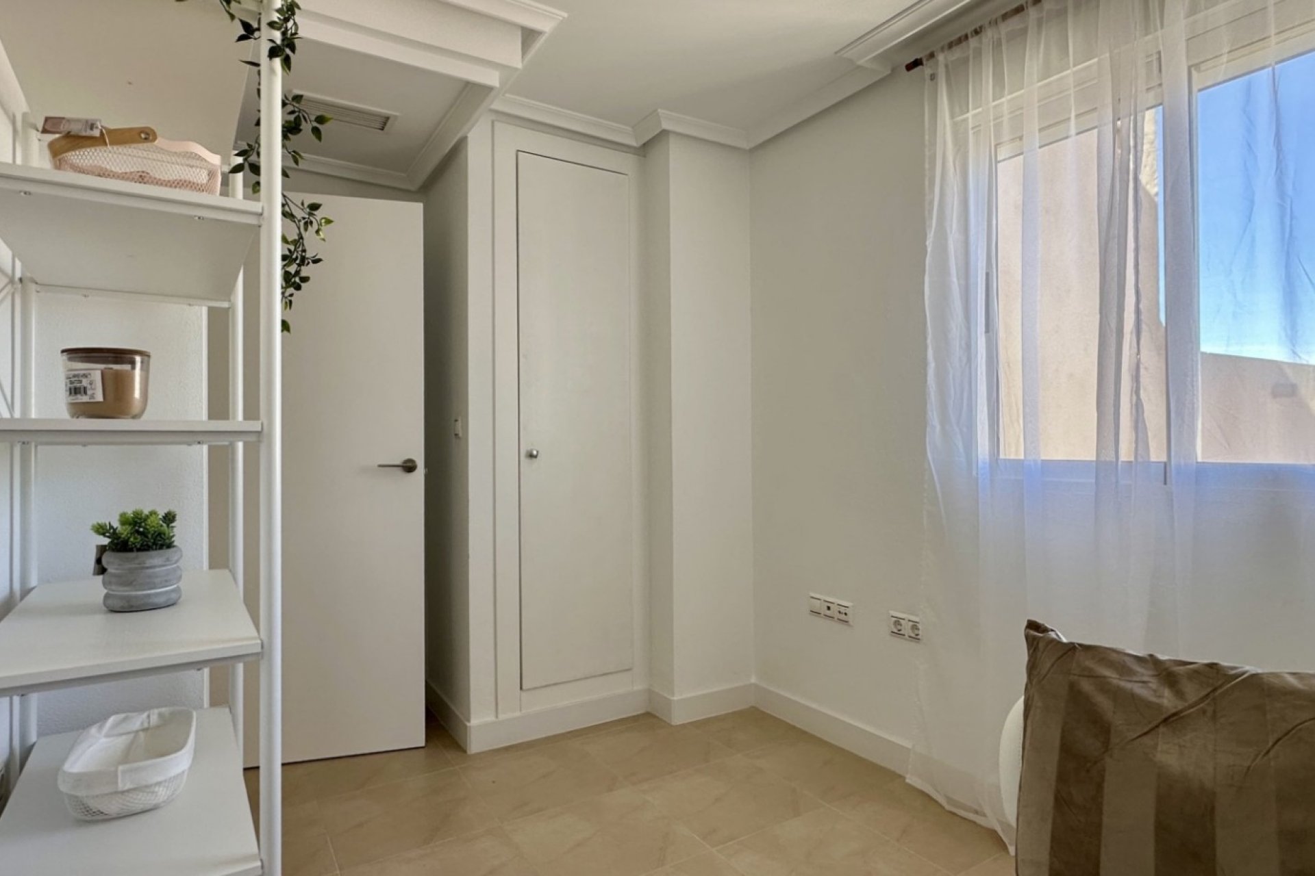 Resale - Apartment / flat -
Torrevieja - Torrevieja - Centre