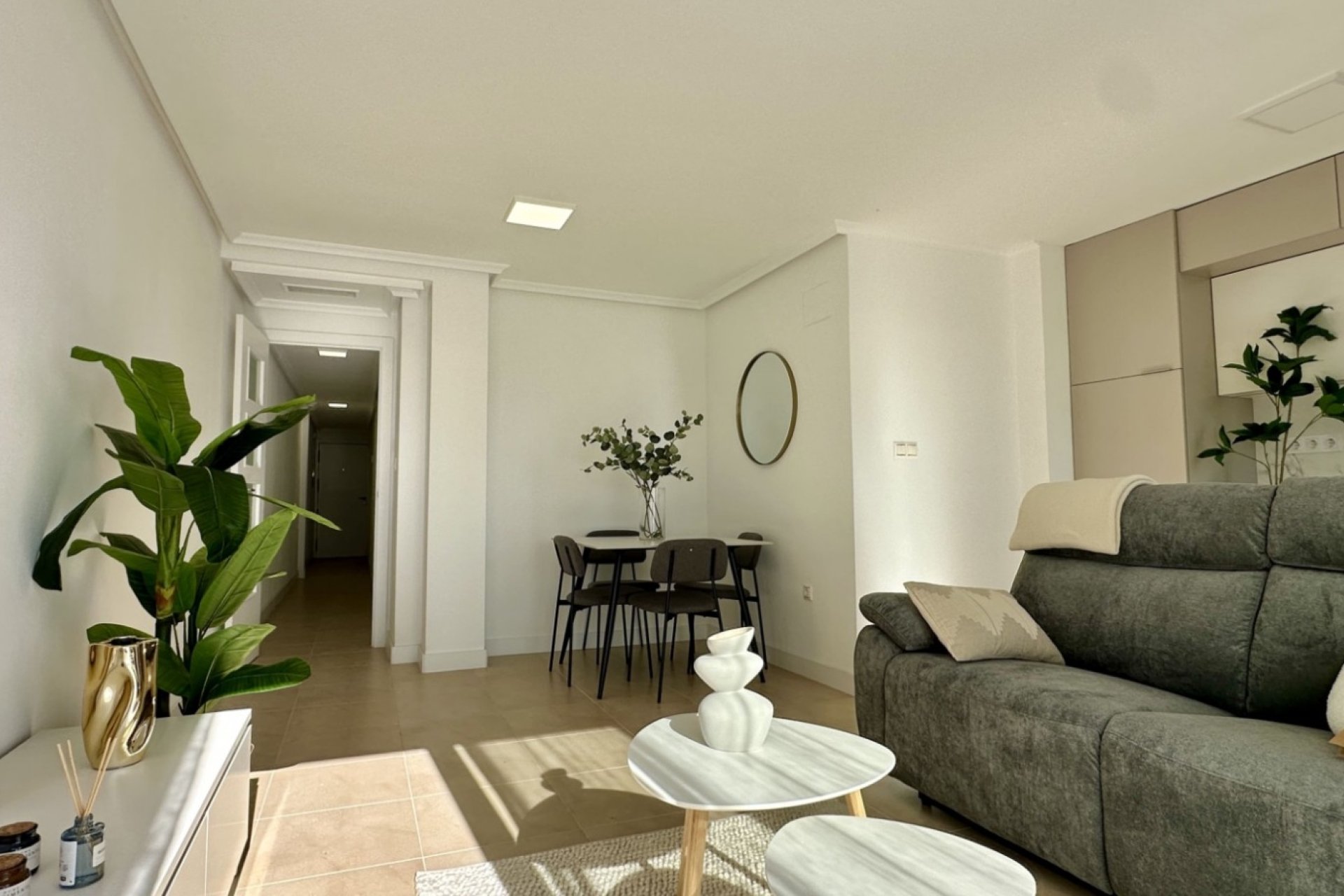Resale - Apartment / flat -
Torrevieja - Torrevieja - Centre
