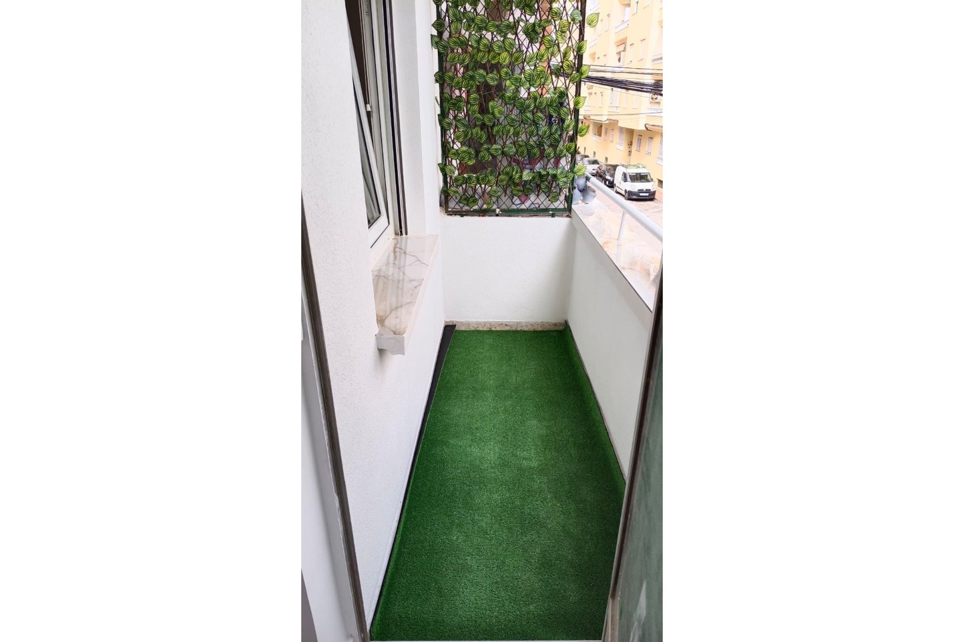Resale - Apartment / flat -
Torrevieja - Torrevieja - Centre