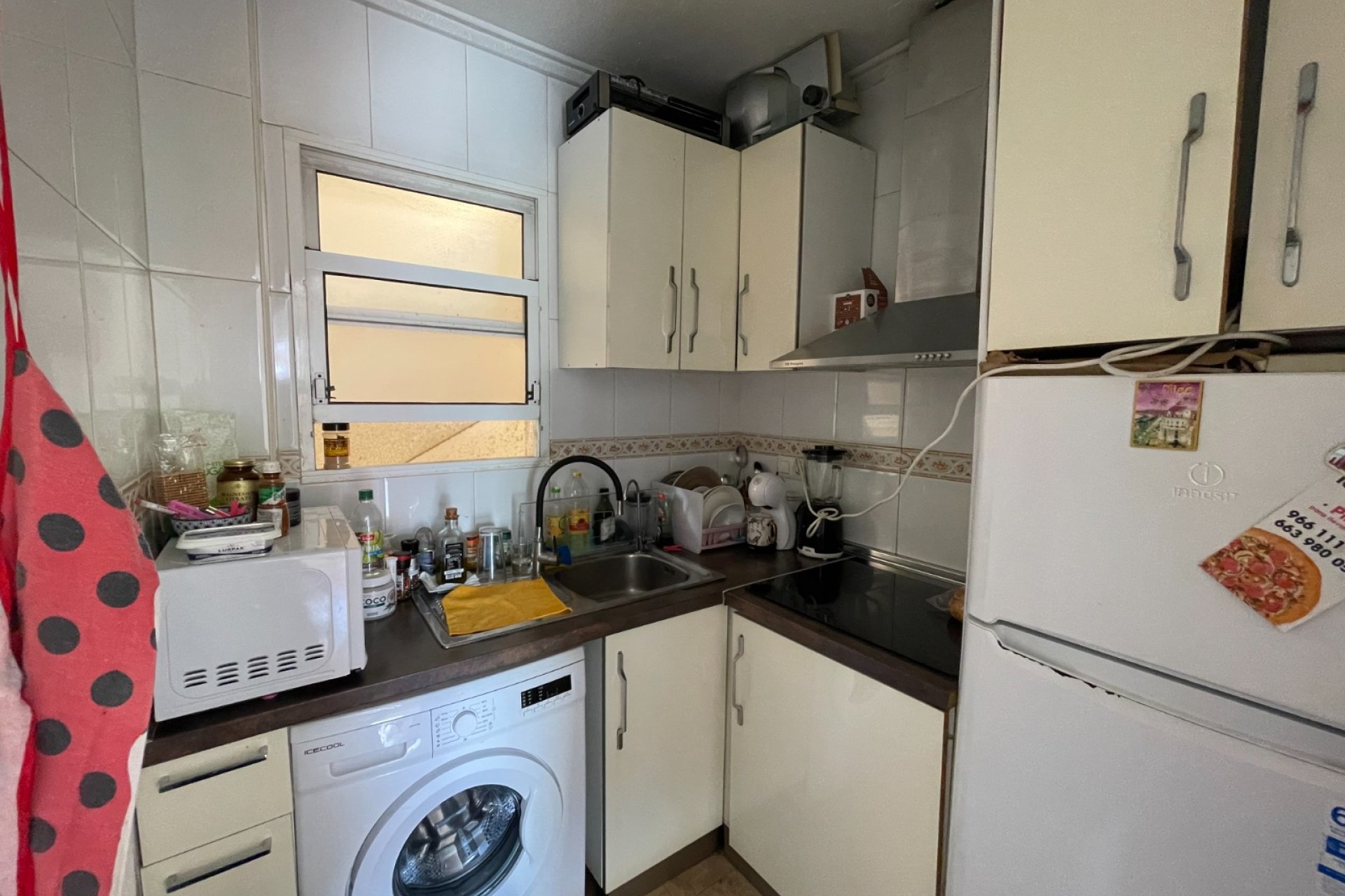Resale - Apartment / flat -
Torrevieja - Torrevieja - Centre