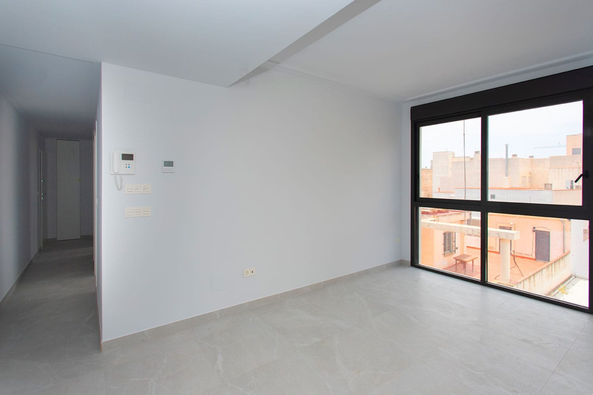 Resale - Apartment / flat -
Torrevieja - Torrevieja - Centre