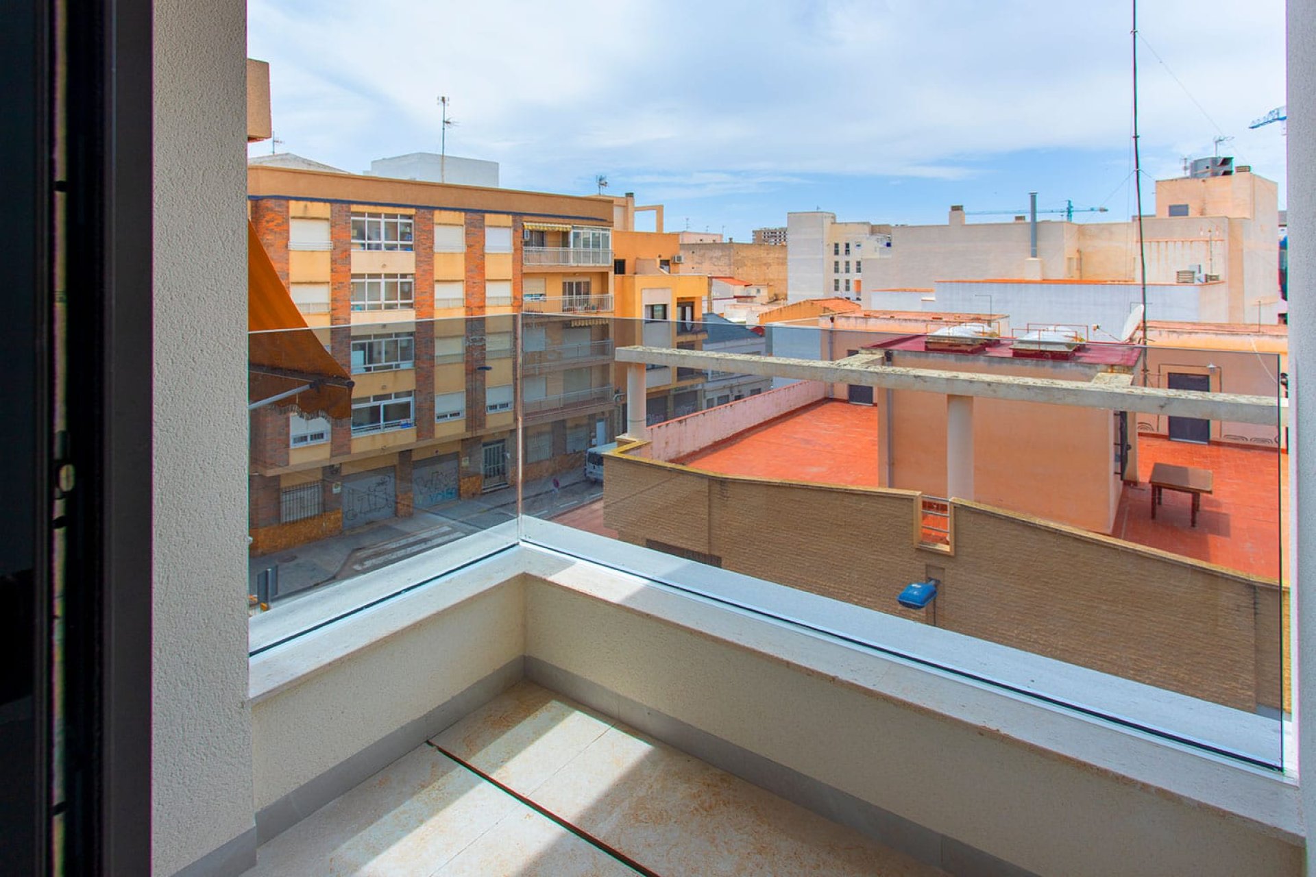 Resale - Apartment / flat -
Torrevieja - Torrevieja - Centre
