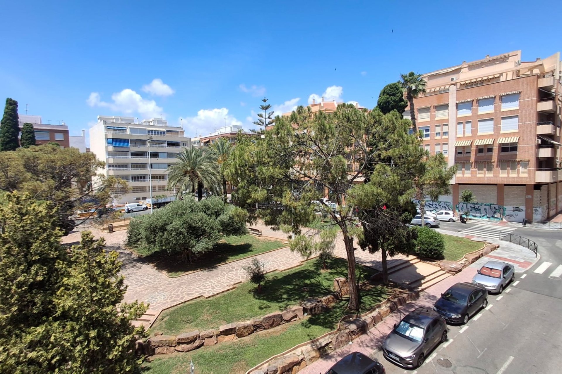 Resale - Apartment / flat -
Torrevieja - Torrevieja - Centre