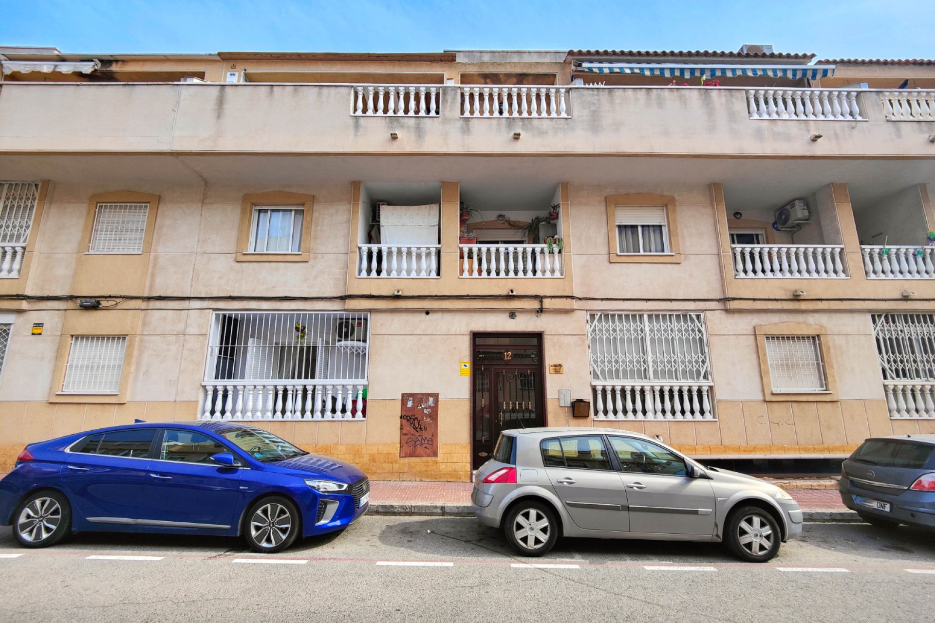 Resale - Apartment / flat -
Torrevieja - Torrevieja - Centre