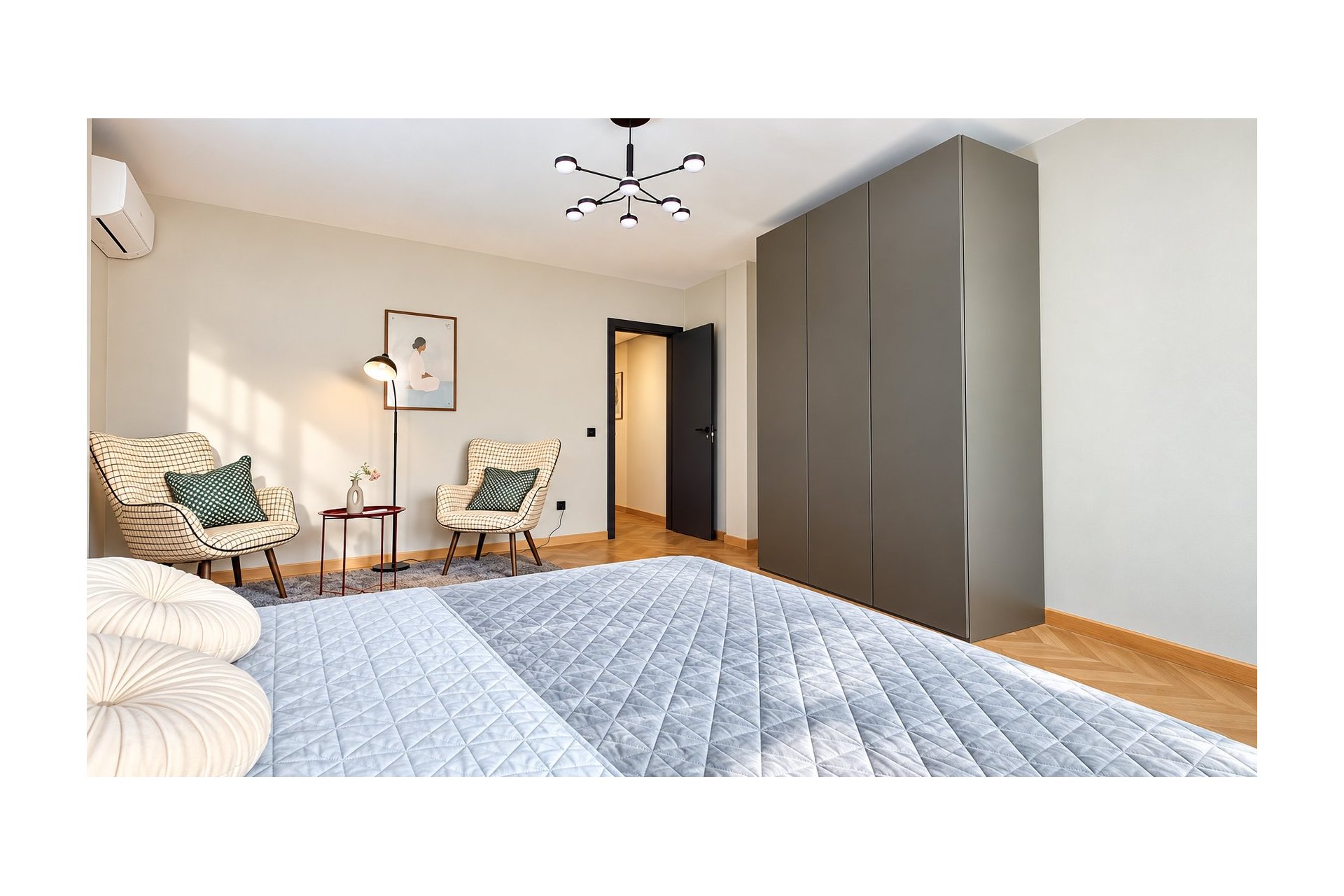 Resale - Apartment / flat -
Torrevieja - Torrevieja - Centre