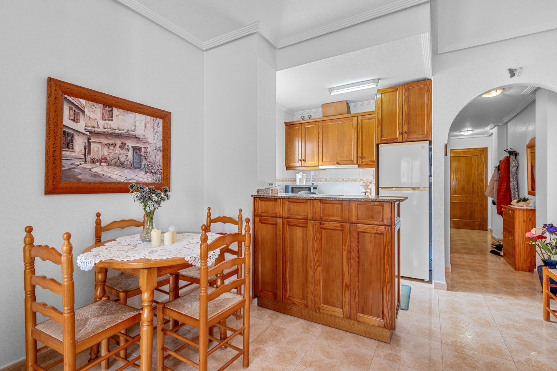 Resale - Apartment / flat -
Torrevieja - Torrevieja - Centre