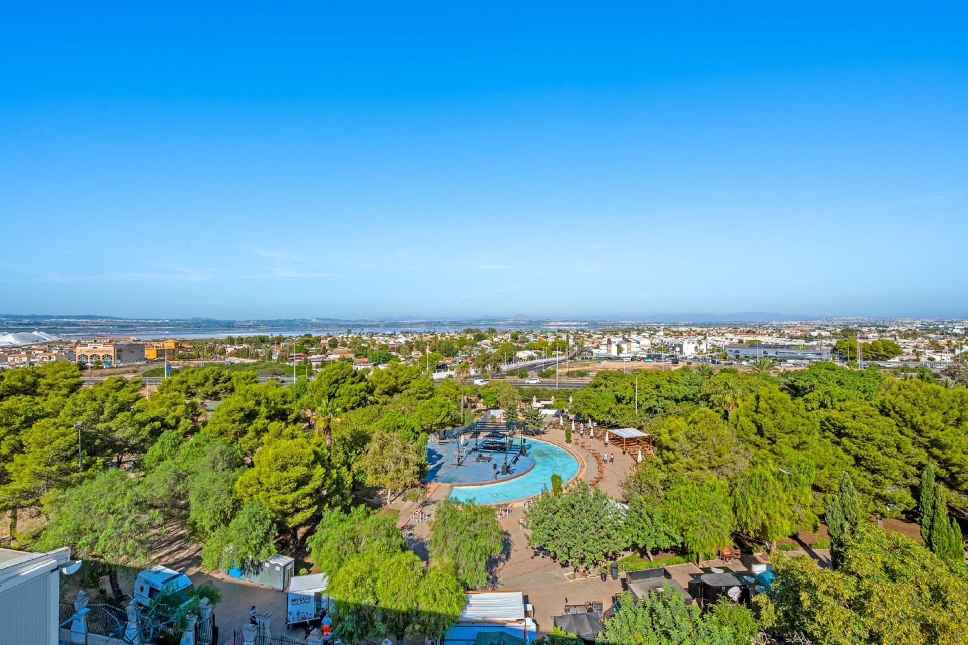 Resale - Apartment / flat -
Torrevieja - Torrevieja - Centre