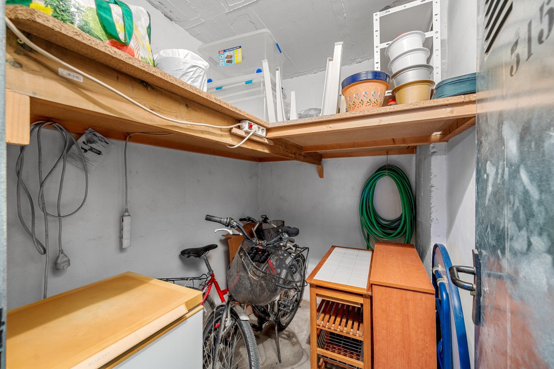 Resale - Apartment / flat -
Torrevieja - Torrevieja - Centre
