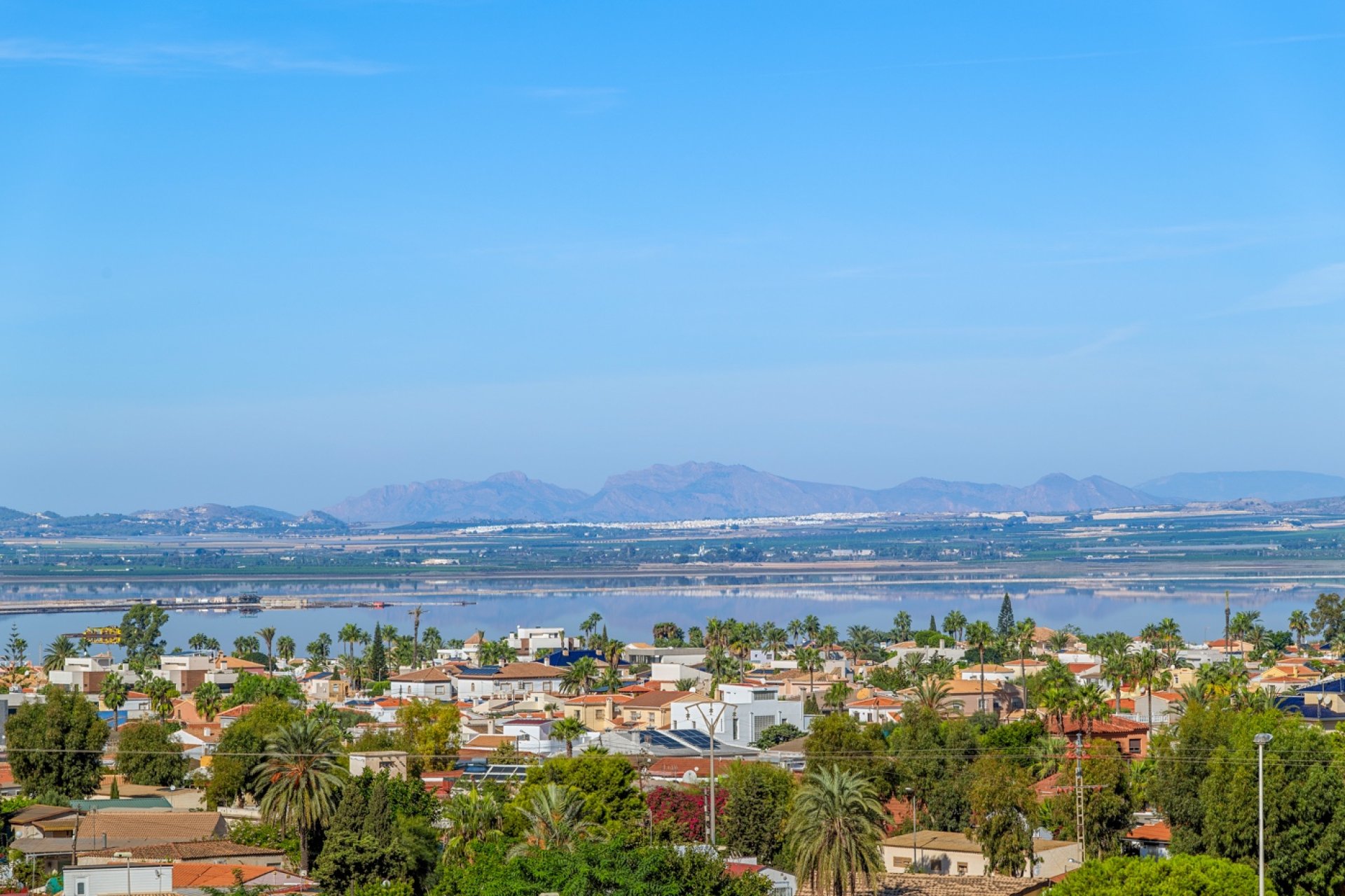 Resale - Apartment / flat -
Torrevieja - Torrevieja - Centre