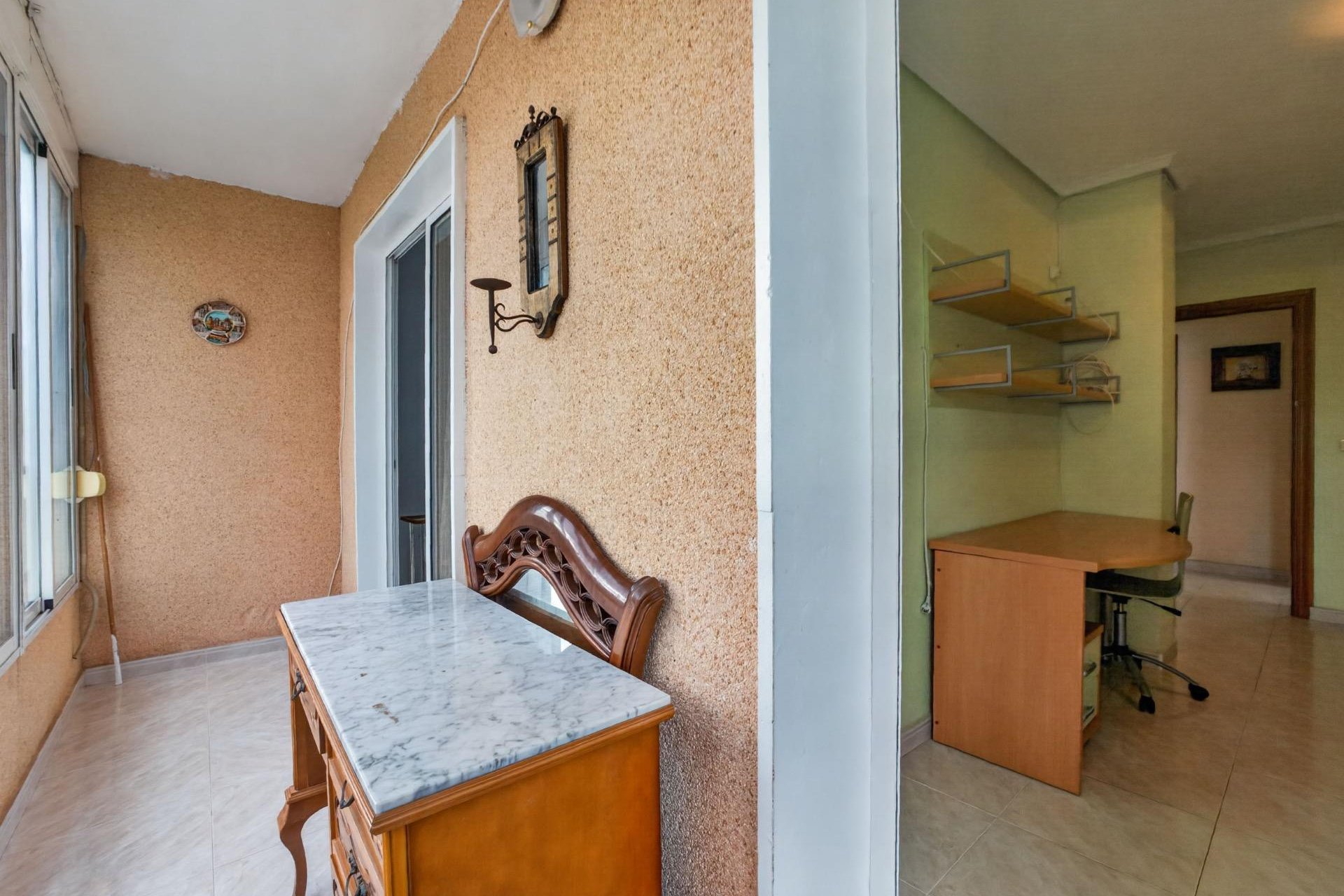 Resale - Apartment / flat -
Torrevieja - Torrevieja - Centre