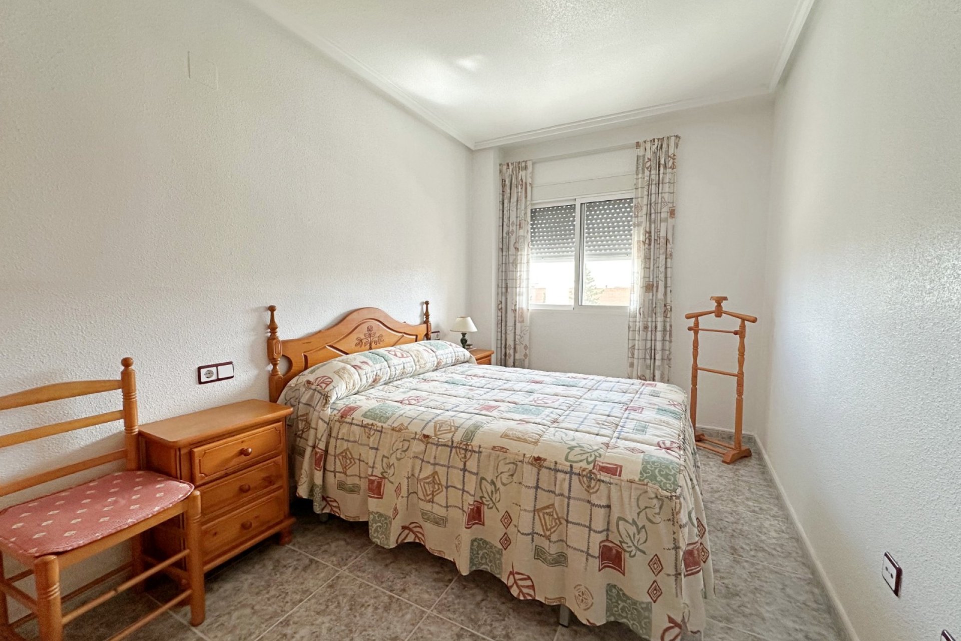 Resale - Apartment / flat -
Torrevieja - Torrevieja - Centre
