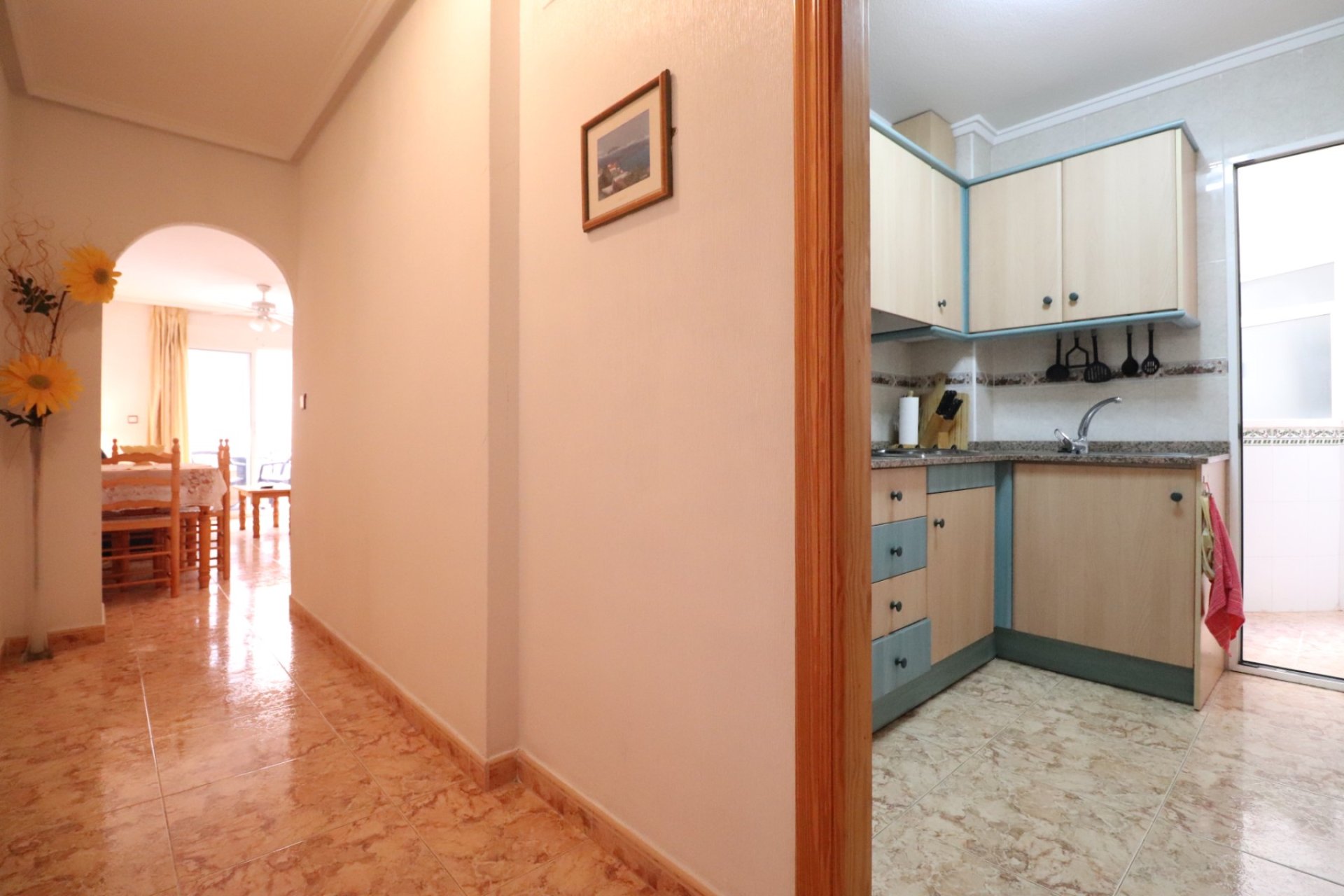 Resale - Apartment / flat -
Torrevieja - Torrevieja - Centre