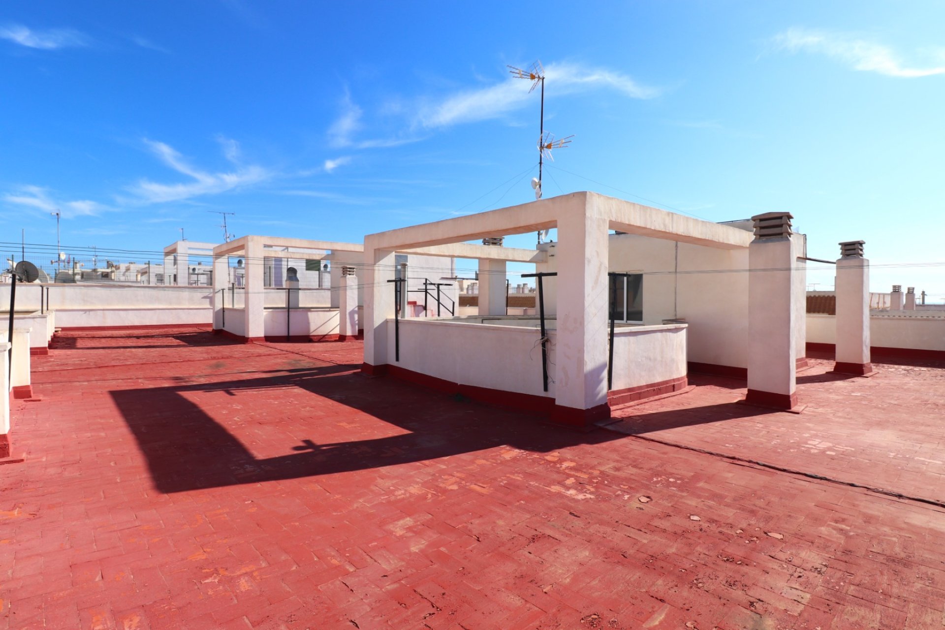 Resale - Apartment / flat -
Torrevieja - Torrevieja - Centre