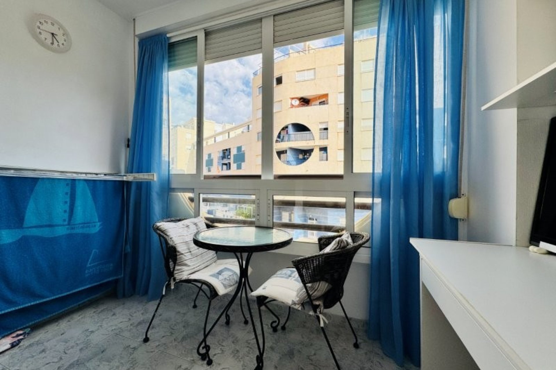 Resale - Apartment / flat -
Torrevieja - Torrevista Playa