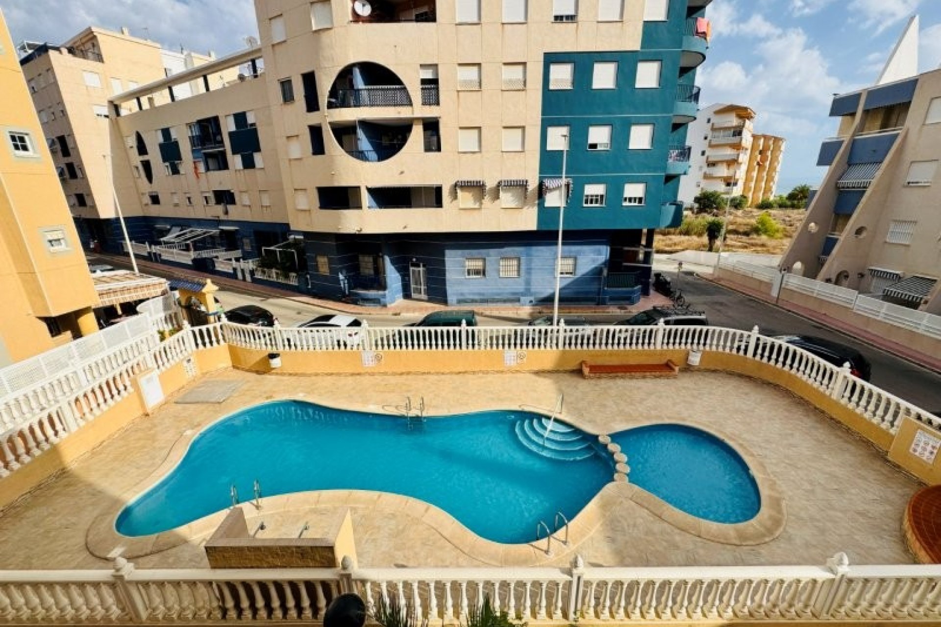 Resale - Apartment / flat -
Torrevieja - Torrevista Playa