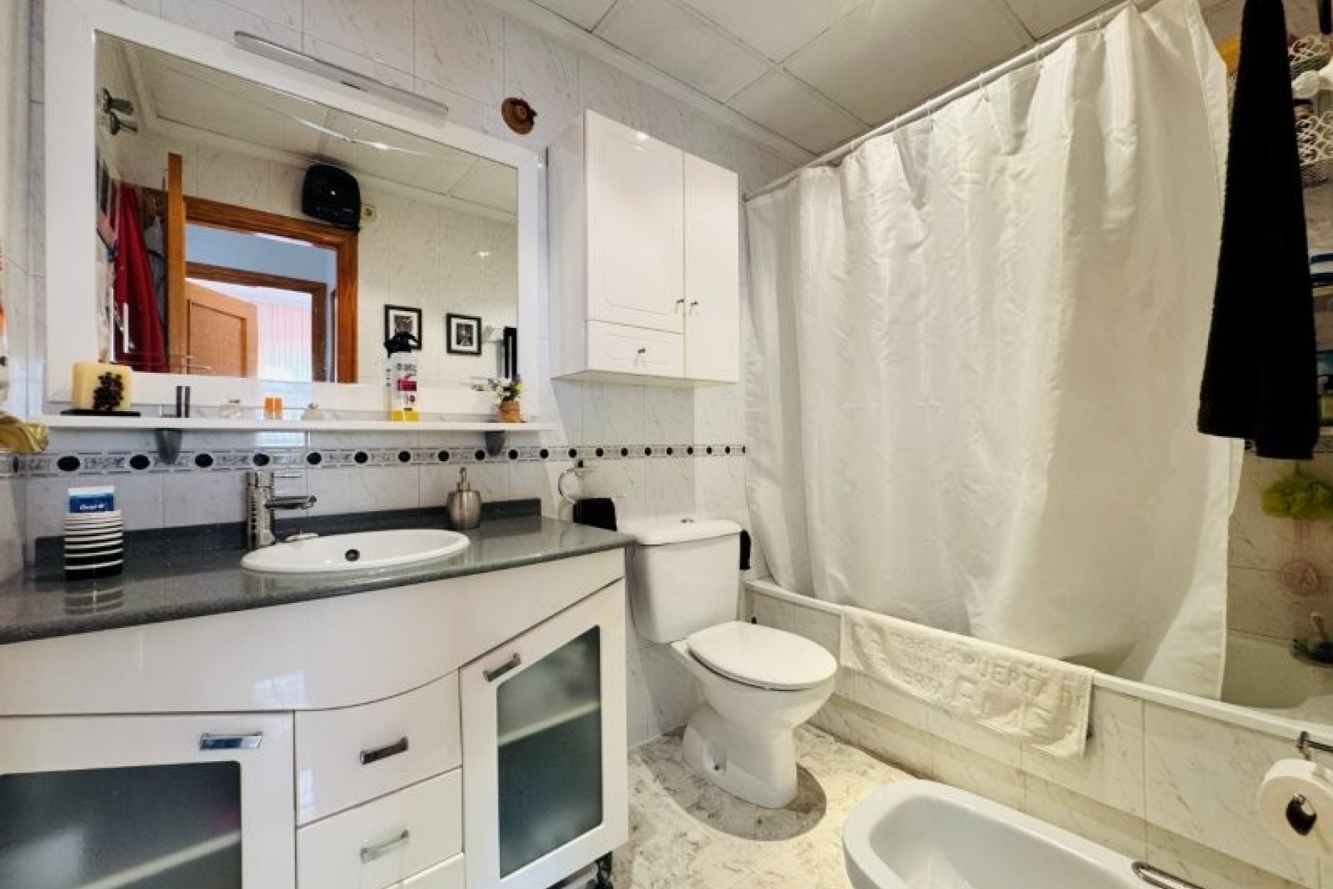 Resale - Apartment / flat -
Torrevieja - Torrevista Playa