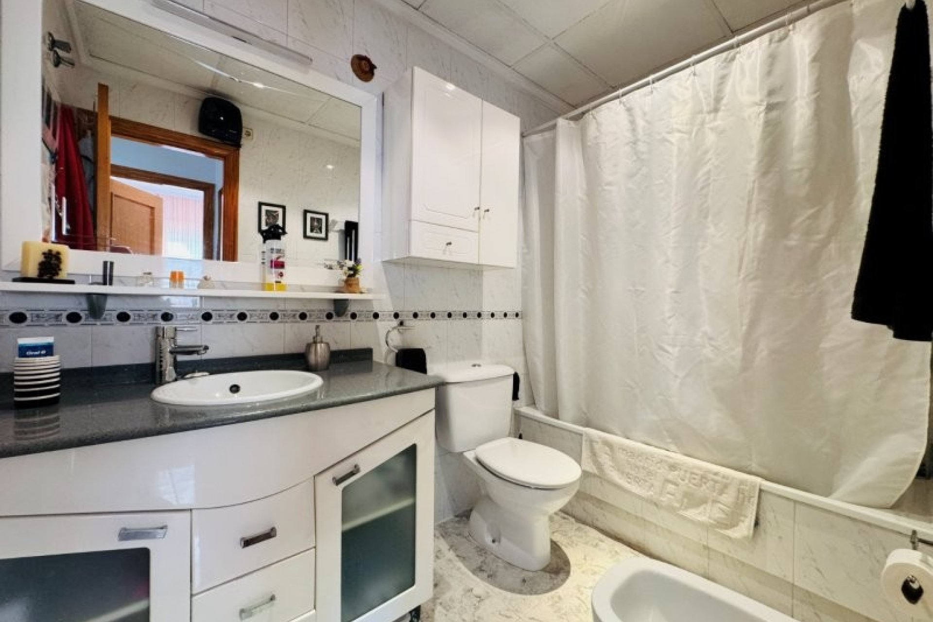 Resale - Apartment / flat -
Torrevieja - Torrevista Playa