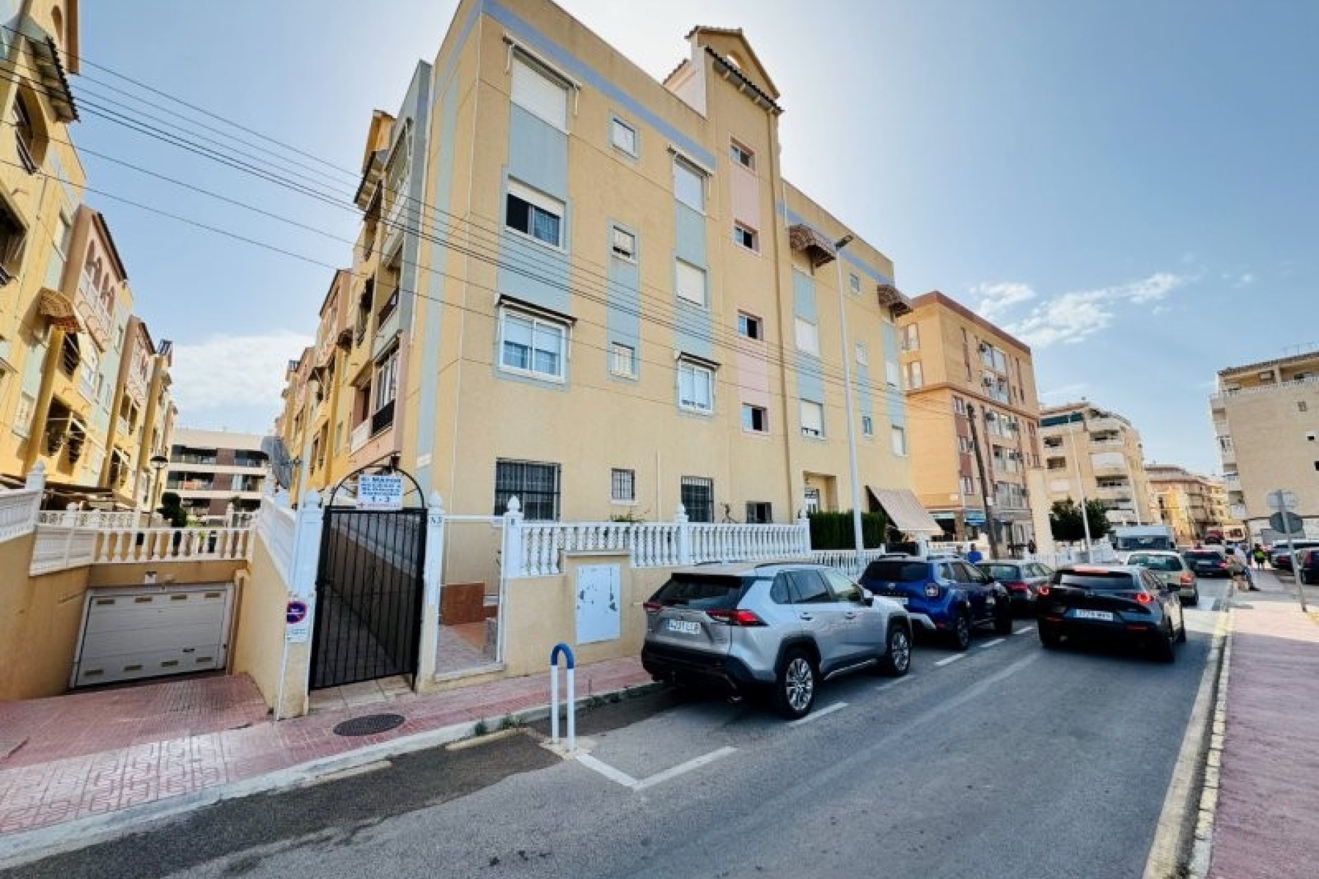 Resale - Apartment / flat -
Torrevieja - Torrevista Playa