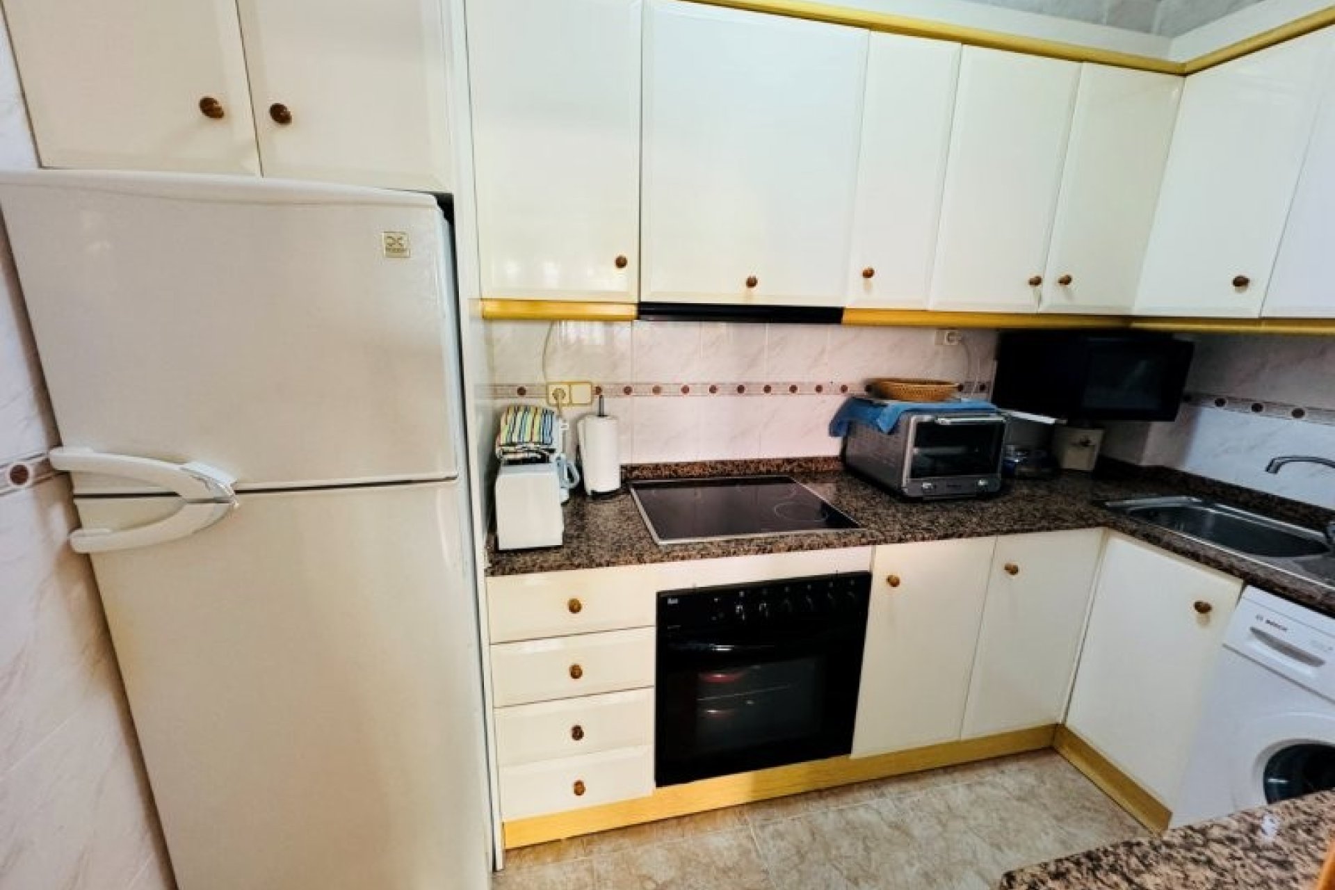 Resale - Apartment / flat -
Torrevieja - Torrevista Playa