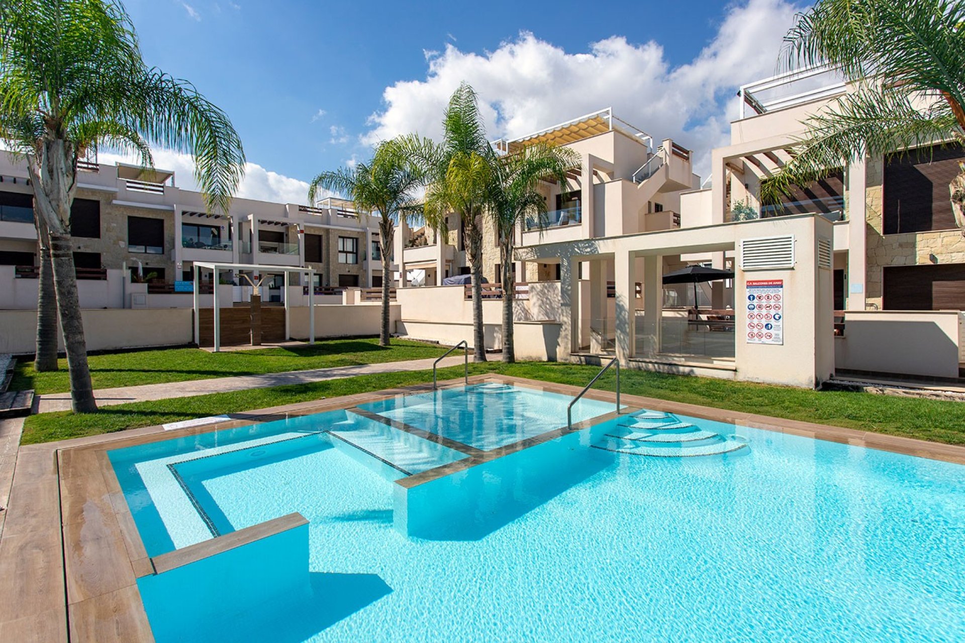 Resale - Apartment / flat -
Torrevieja