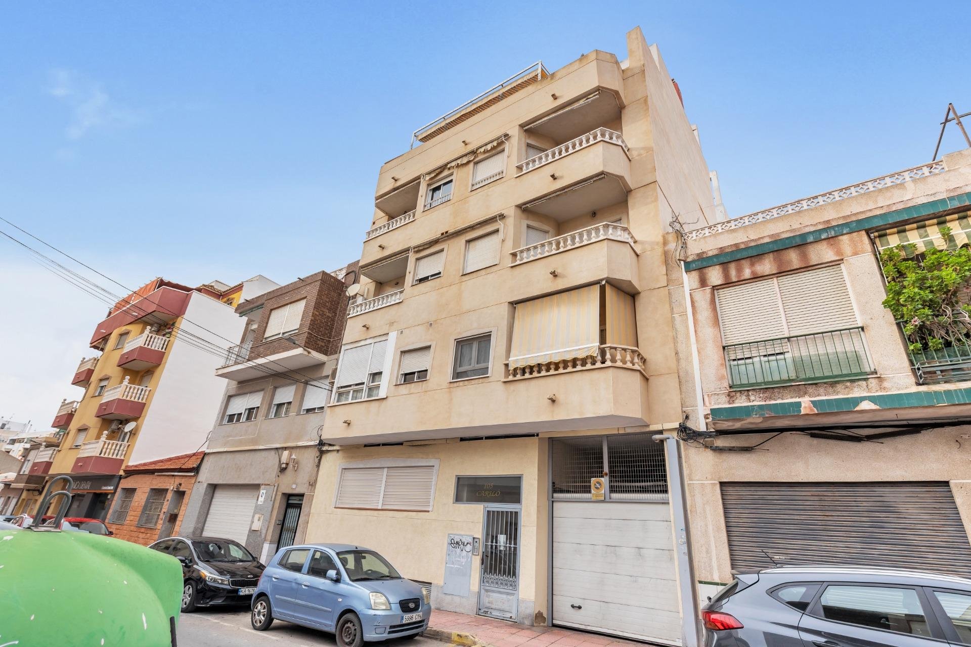Resale - Apartment / flat -
Torrevieja