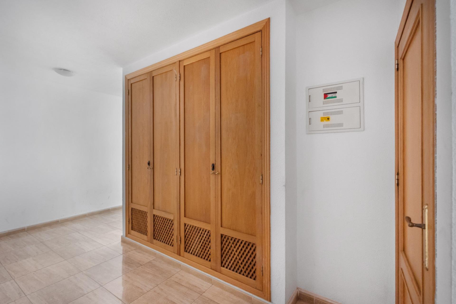 Resale - Apartment / flat -
Torrevieja