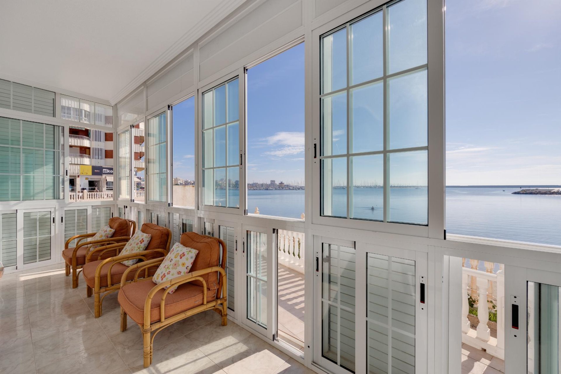 Resale - Apartment / flat -
Torrevieja