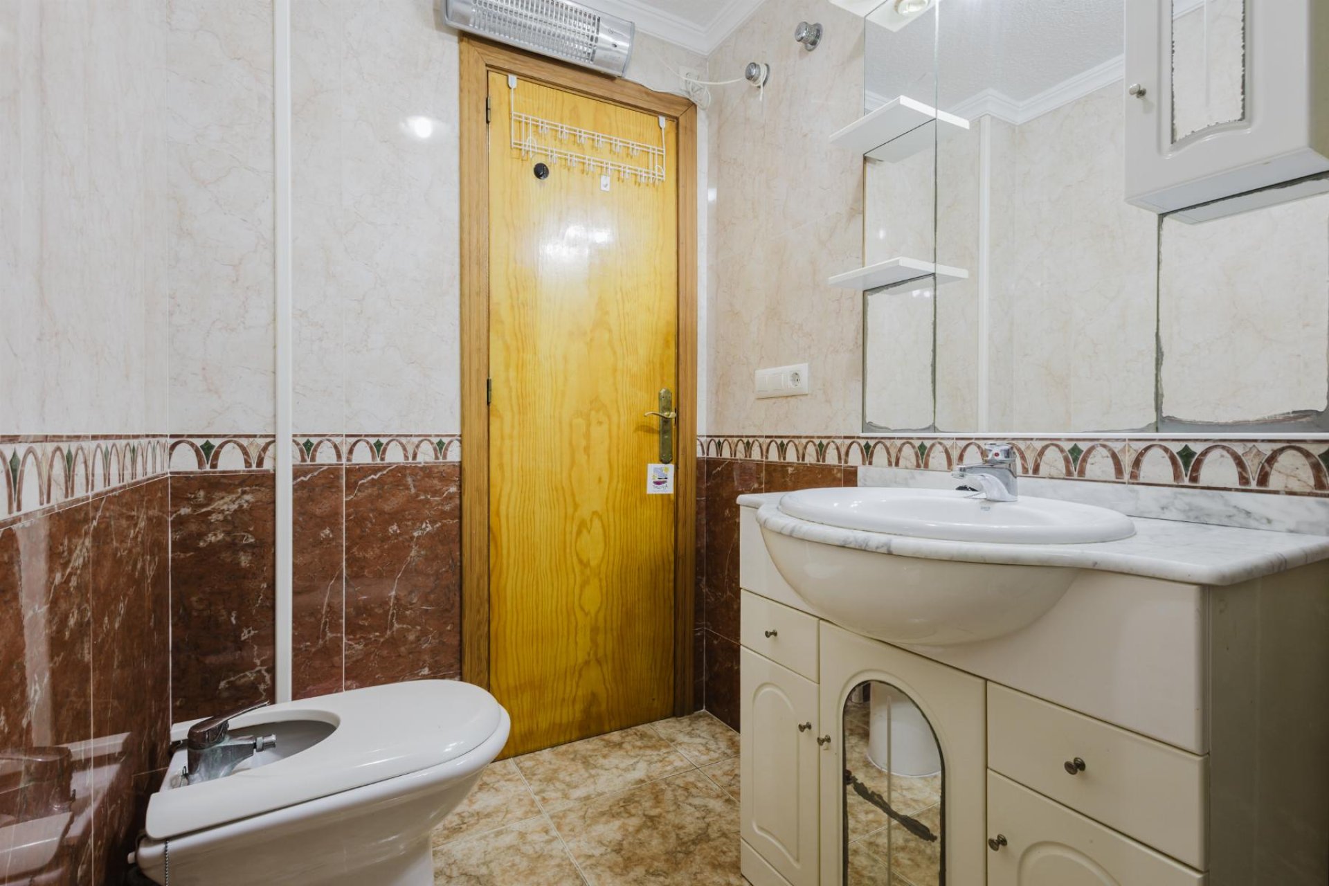 Resale - Apartment / flat -
Torrevieja