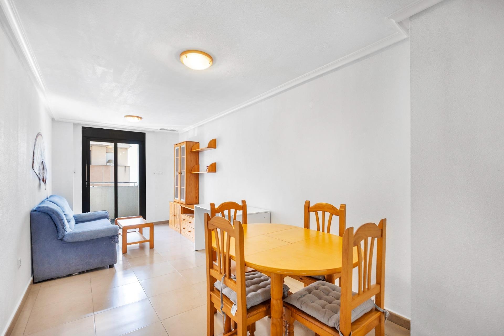 Resale - Apartment / flat -
Torrevieja
