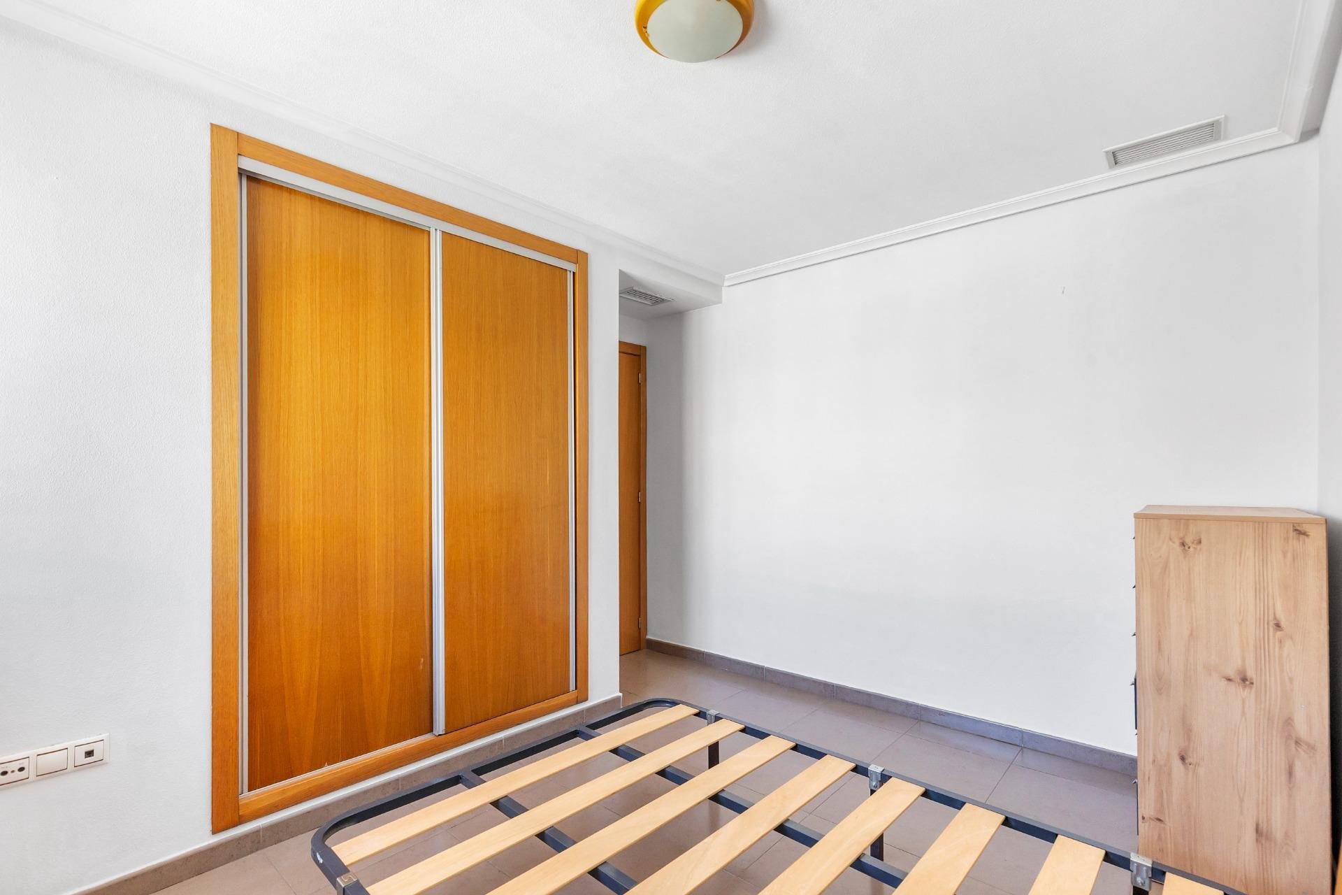 Resale - Apartment / flat -
Torrevieja