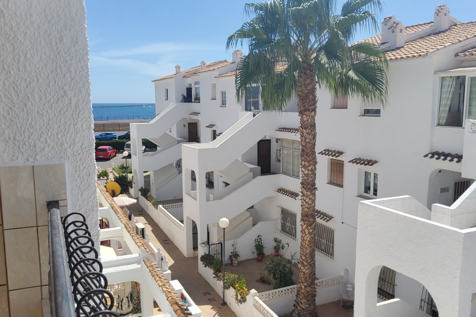 Resale - Apartment - Top Floor -
Torrevieja - Playa de los Naufragos