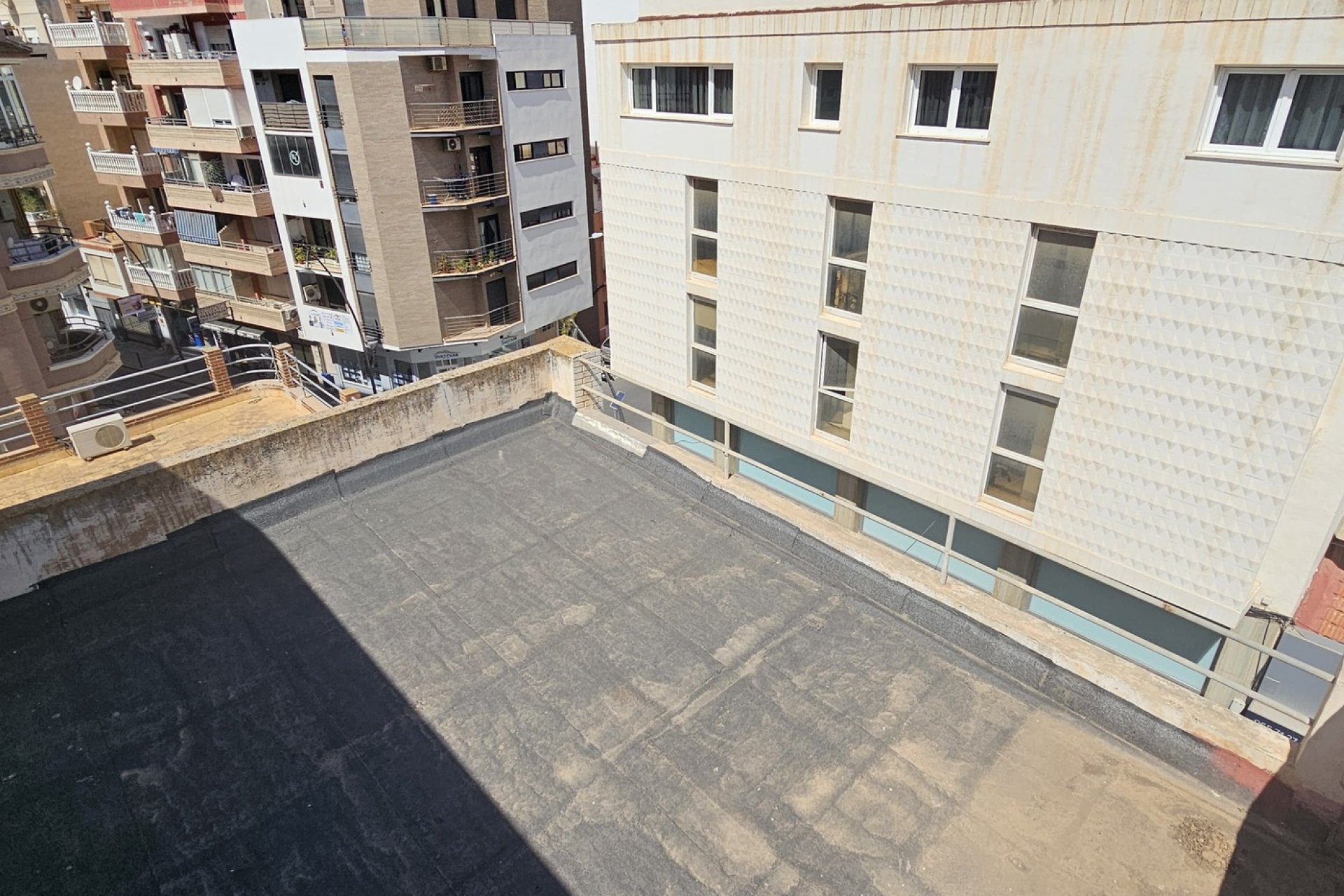 Resale - Building (Mixed-Use) -
Torrevieja - Torrevieja - Centre