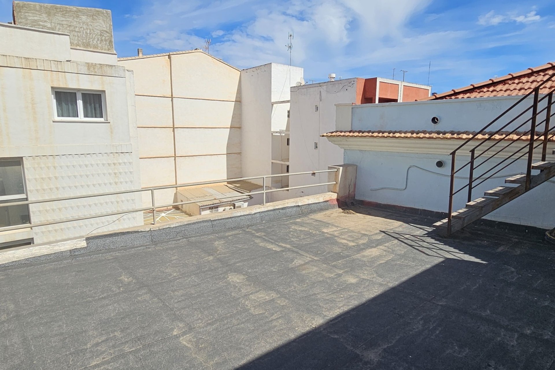 Resale - Building (Mixed-Use) -
Torrevieja - Torrevieja - Centre