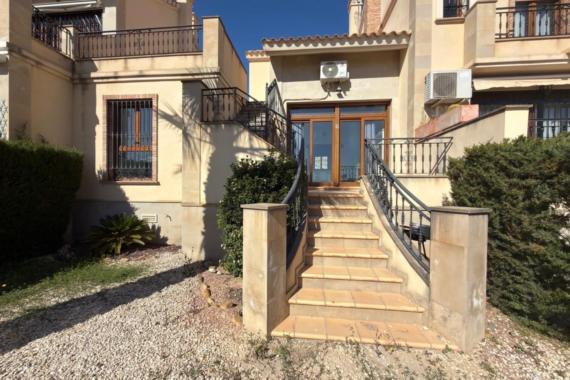 Resale - Bungalow -
Algorfa - La Finca Golf Resort