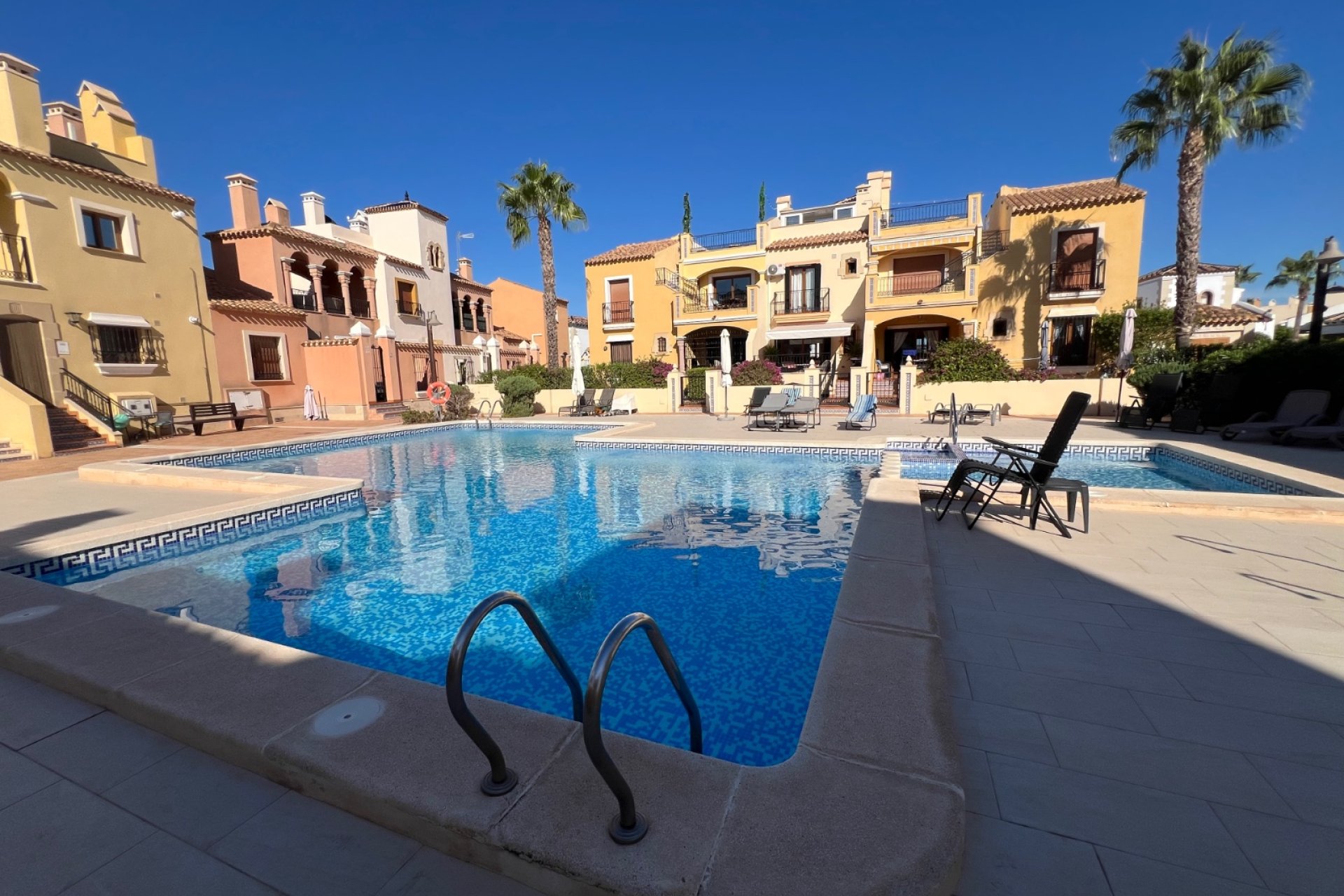 Resale - Bungalow -
Algorfa - La Finca Golf Resort