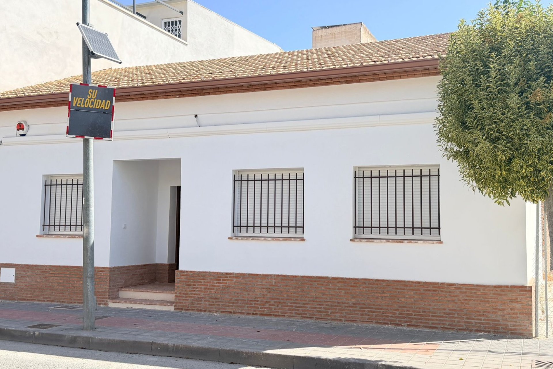 Resale - Bungalow -
Catral - Catral - Town